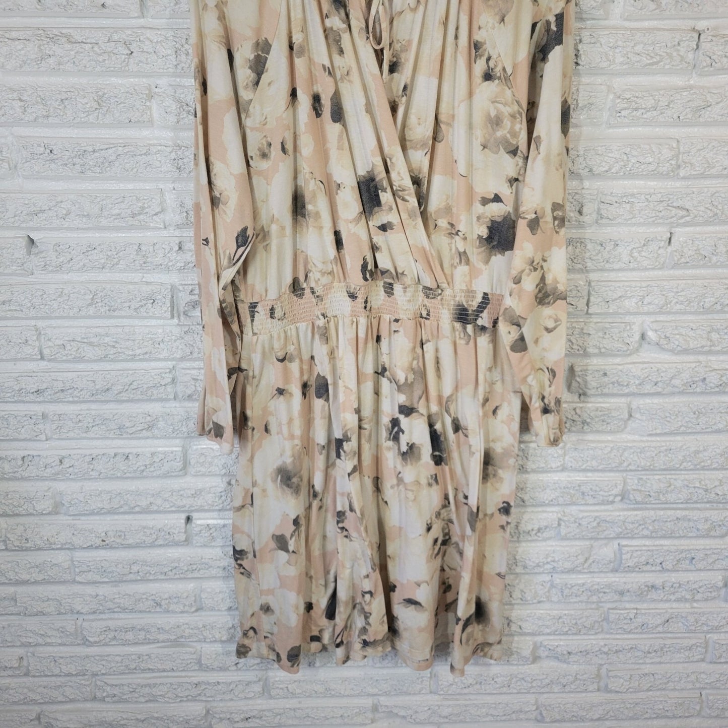 Lularoe Womens Dress 2XL Plus Sheath Long Sleeve Beige Green Floral Keyhole