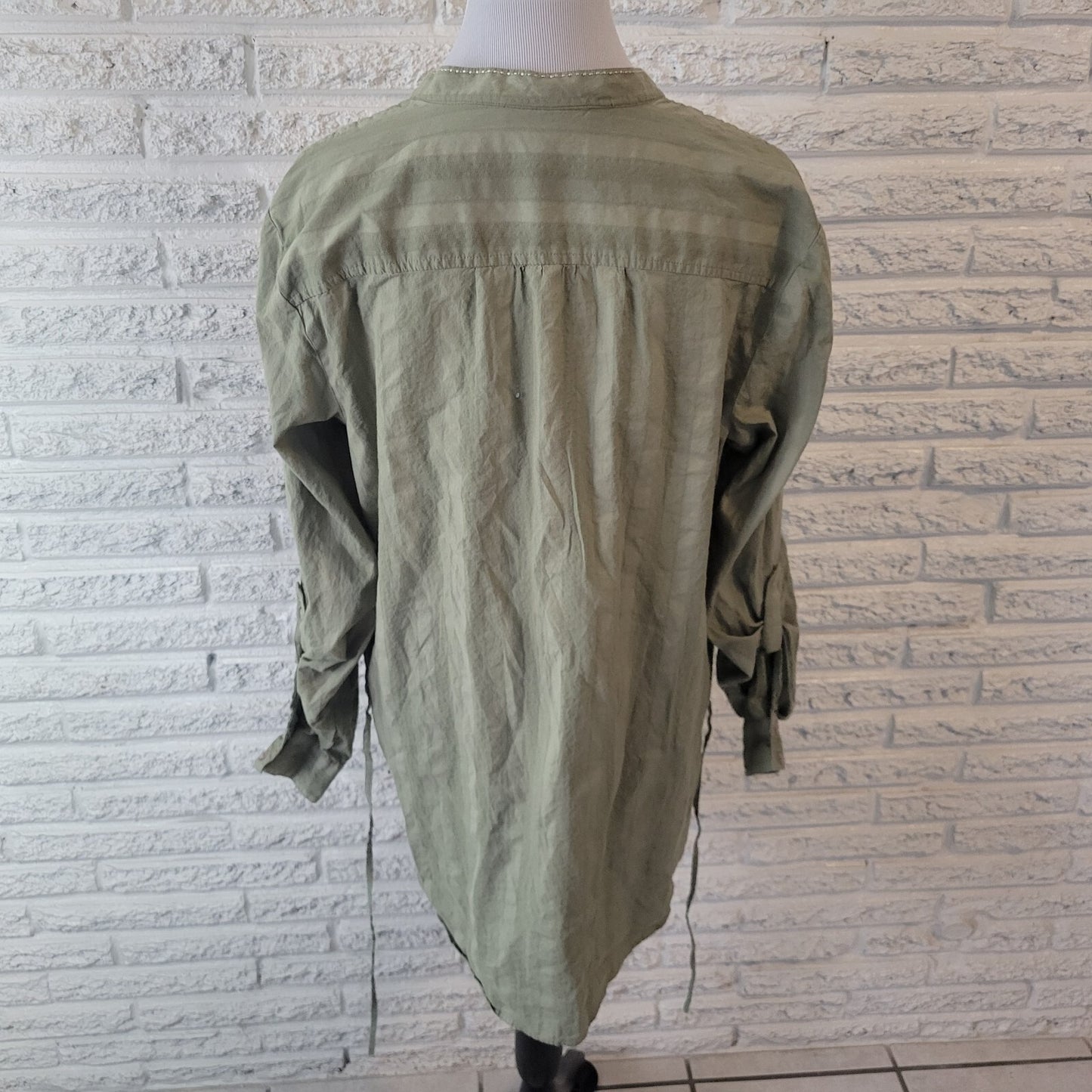 Style Co Womens Top 18 Plus Roll Tab Sleeve Green Cotton Pintucked Embroidered