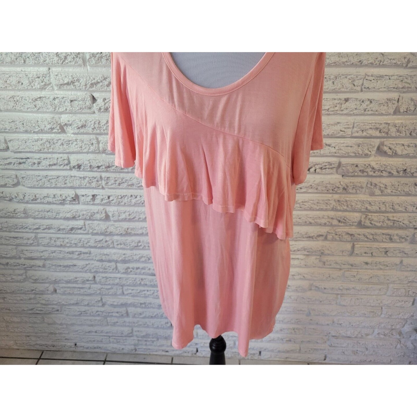 Ana Womens Top Extra Large XL Flutter Sleeve Pink Ruffle Casual Stretchy Basic