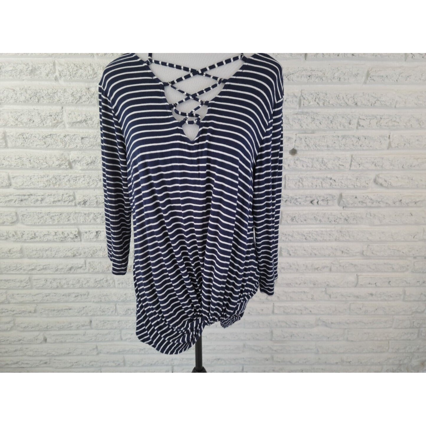 Maurices Women Top Extra Large XL Criss Cross Knit Lace Up Stripe Casual Stretch
