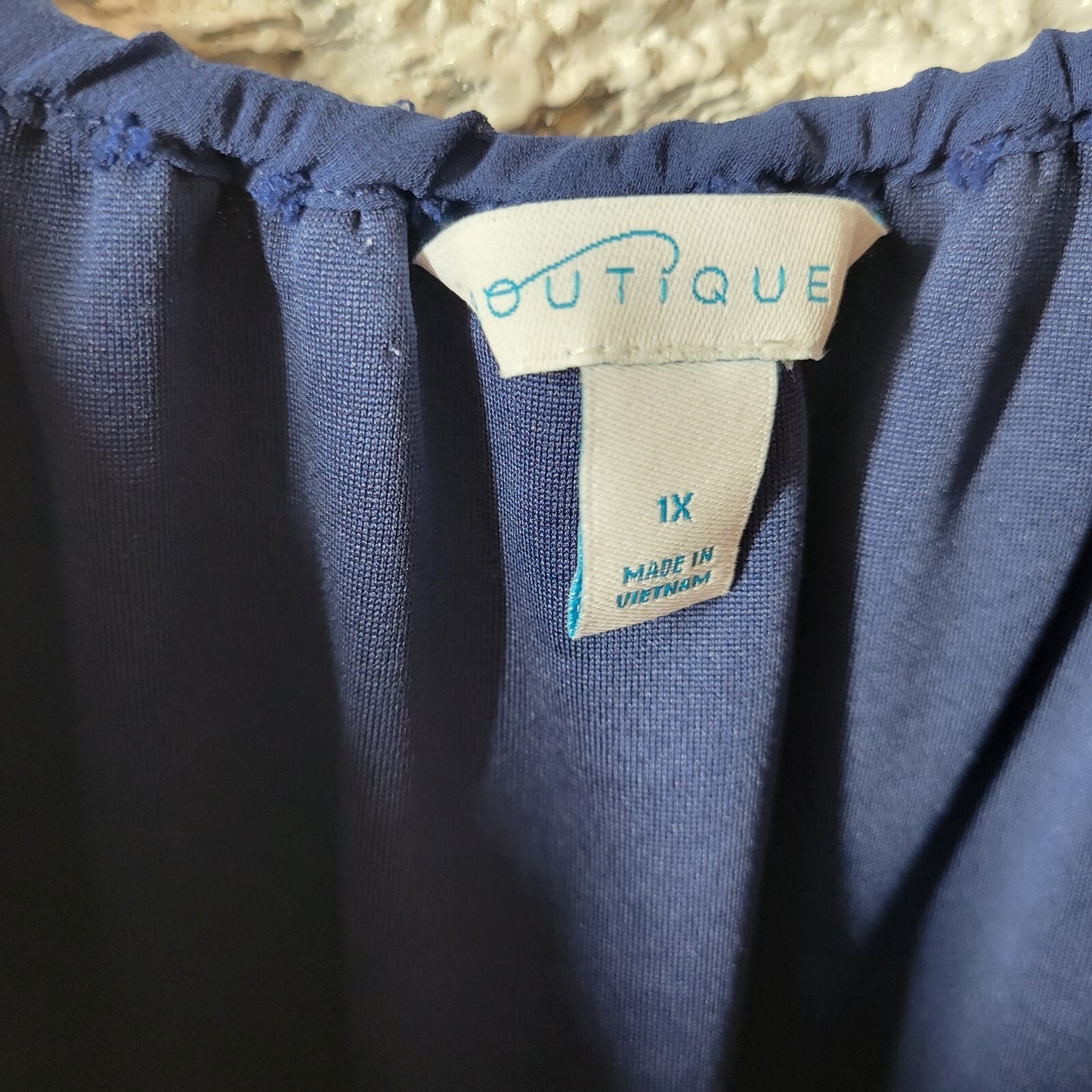 Boutique Womens Top 1X Plus Spaghetti Cold Shoulder Blue Swiss Dot Lightweight