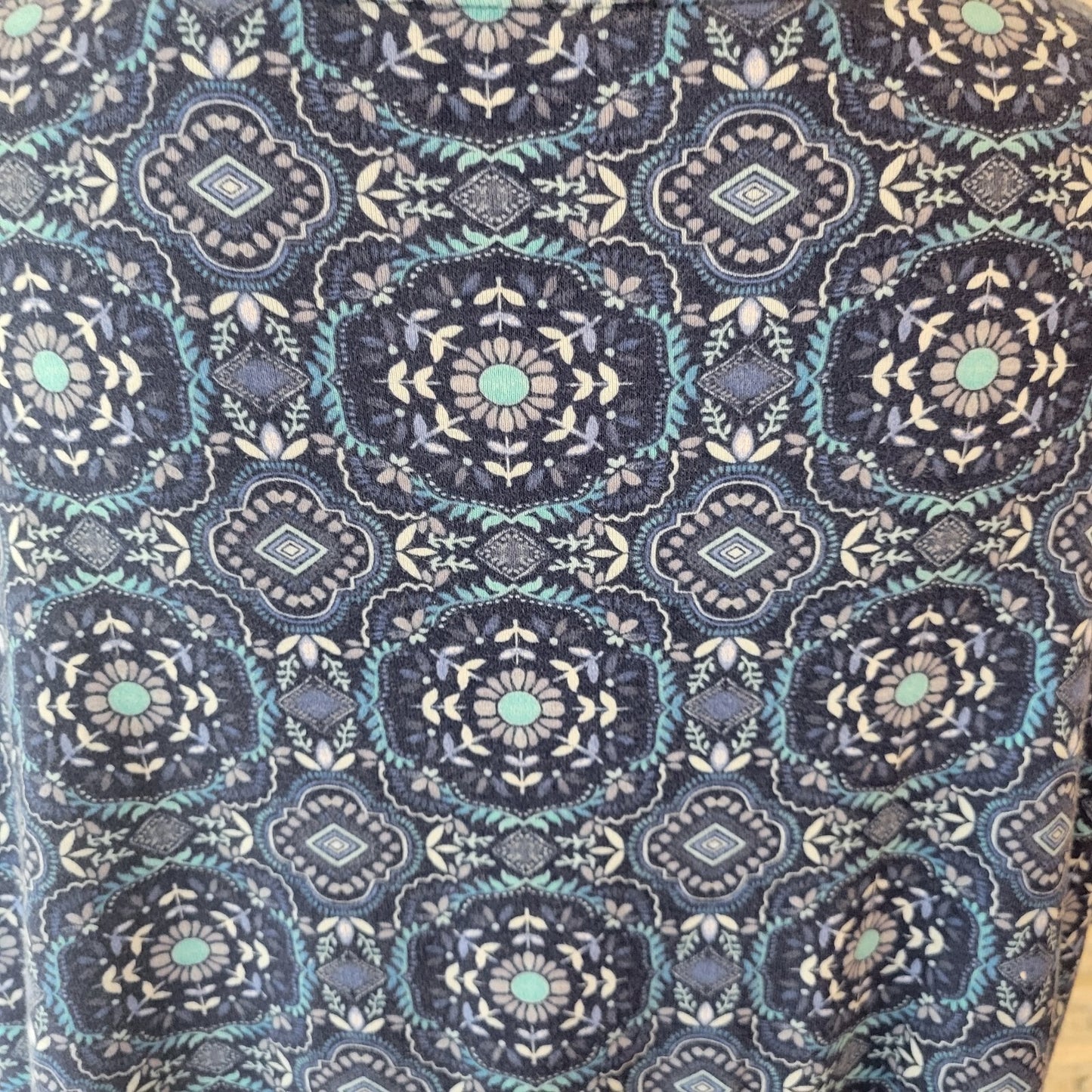 Croft Barrow Womens Top 1X Plus Tee Short Sleeve Blue Floral Geometric Cotton