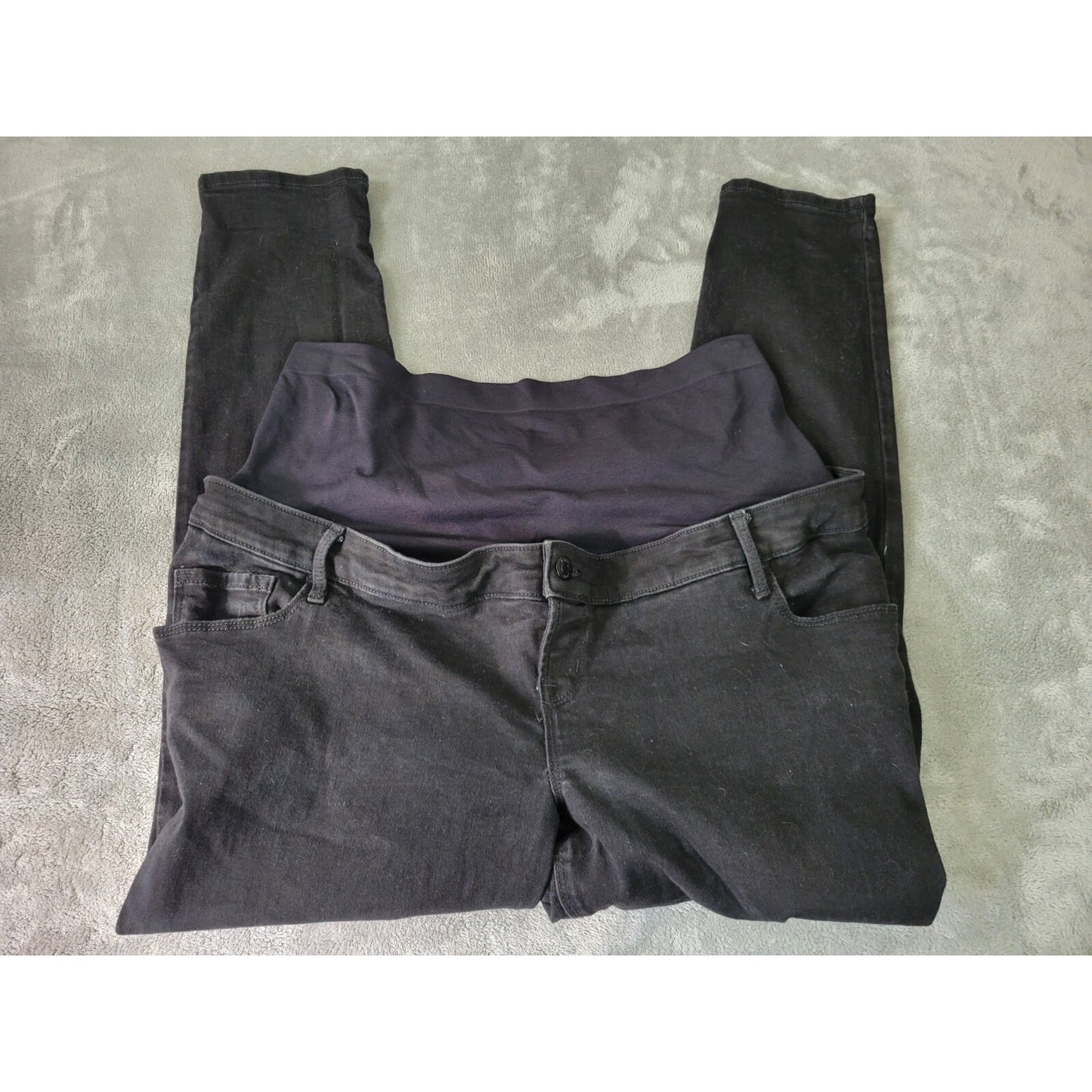 Old Navy Rockstar Womens Maternity Jeans 18 Plus Crop Black Button Full Panel