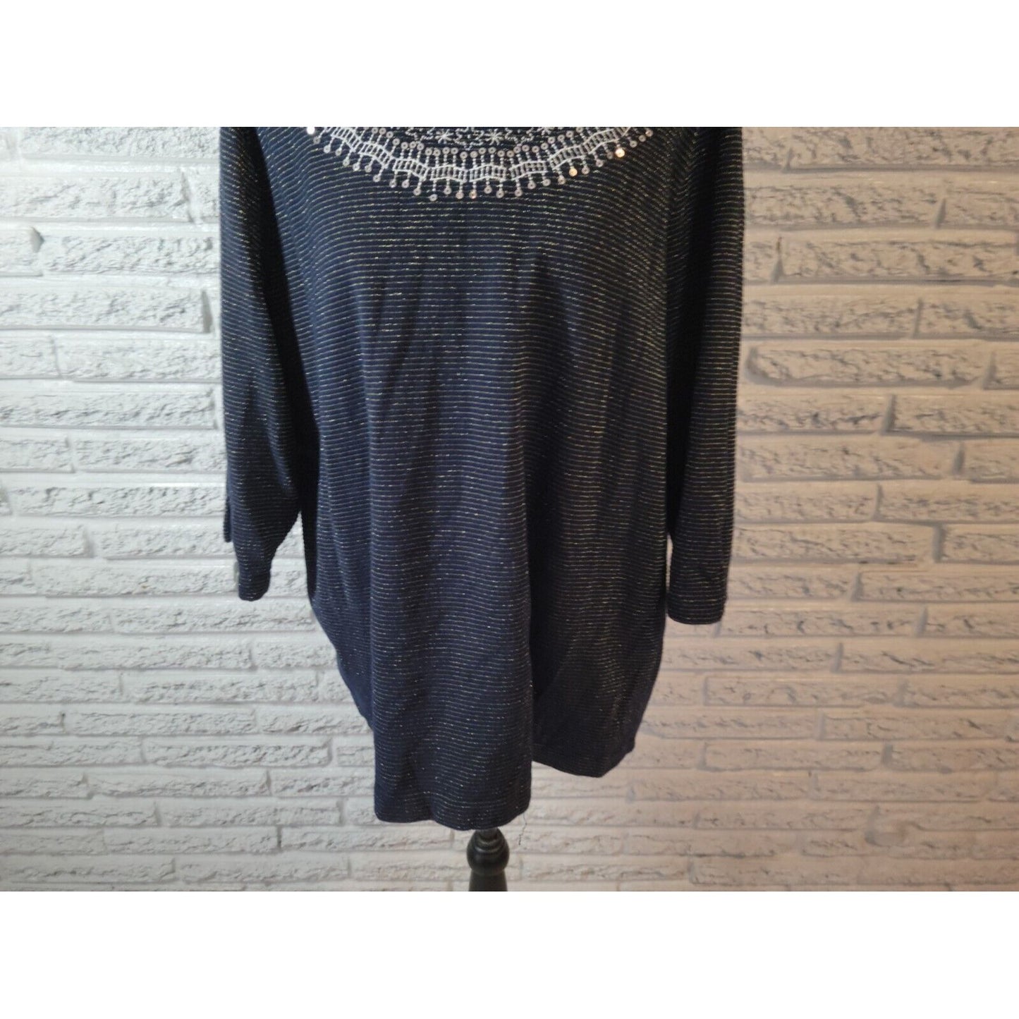 Basic Editions Womens Top 2X Plus Knit Blue Stripe Sequins Embroider Metallic