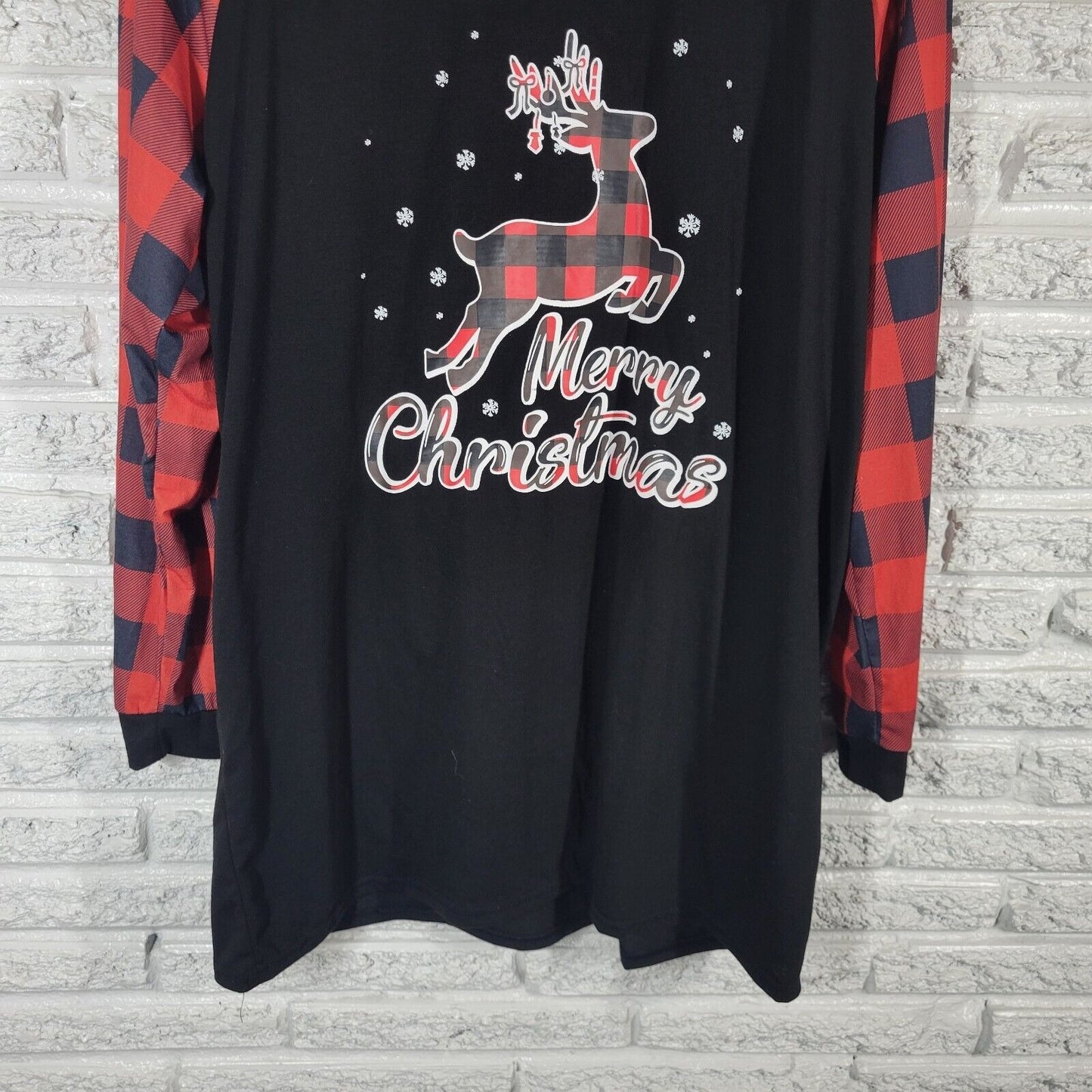 Christmas Womens Top XL Tee Long Raglan Sleeve Black Reindeer Lightweight Comfy