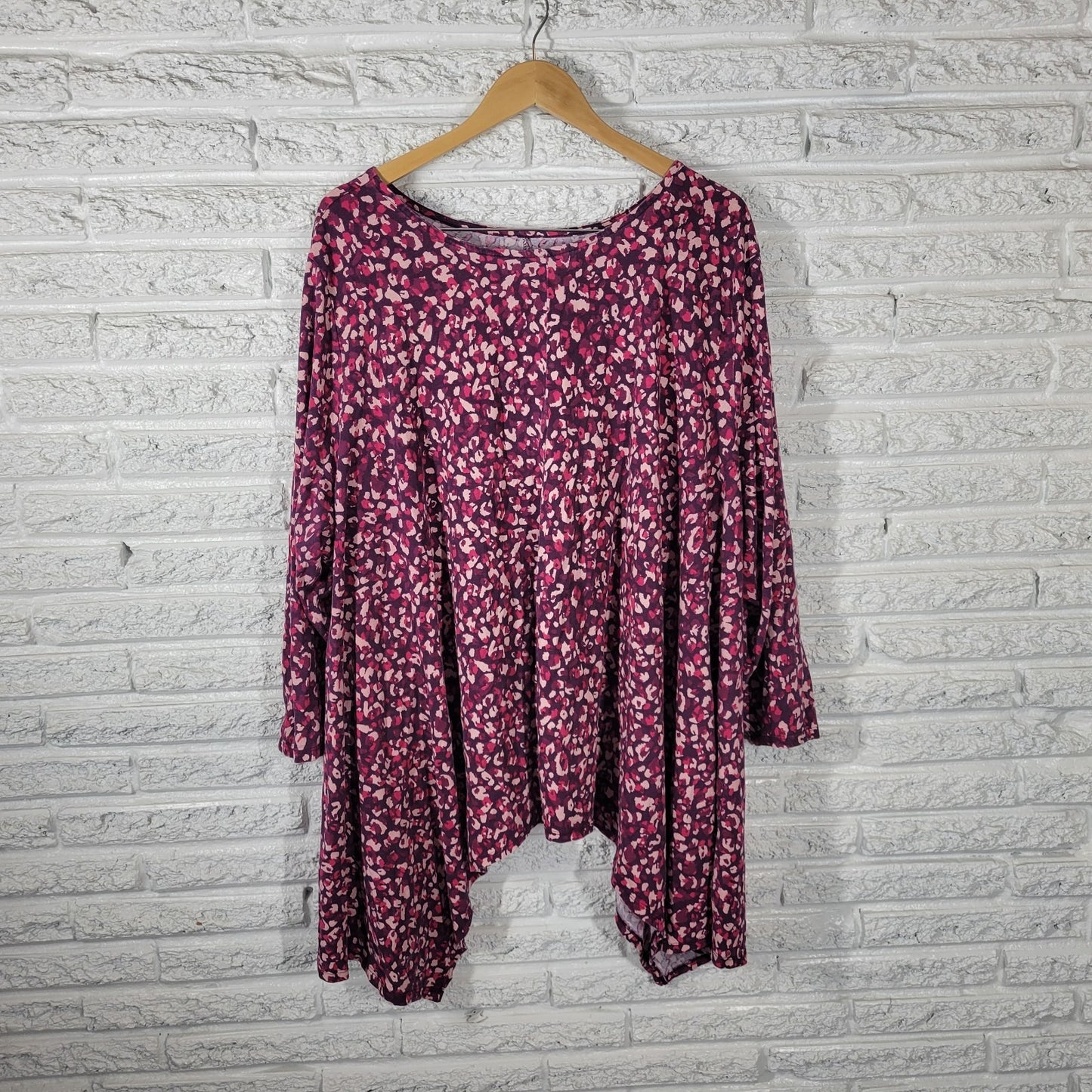 Roamans Womens Top 4X Plus tunic 3/4 Sleeve Purple Watercolor Cotton Asymmetric