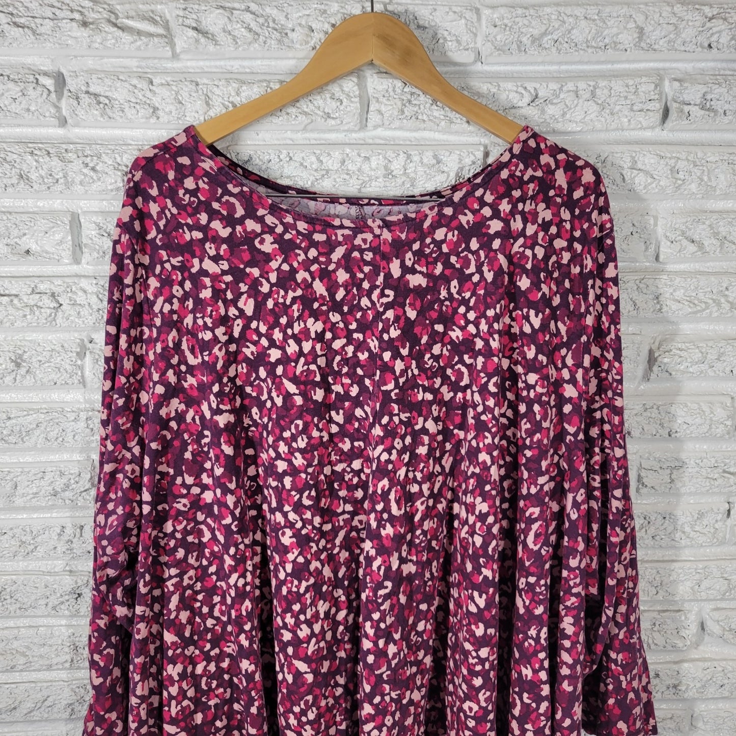 Roamans Womens Top 4X Plus tunic 3/4 Sleeve Purple Watercolor Cotton Asymmetric