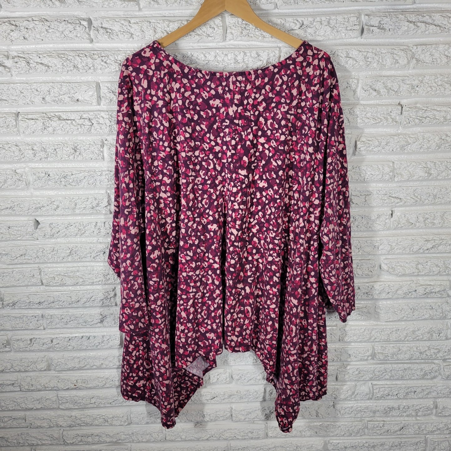 Roamans Womens Top 4X Plus tunic 3/4 Sleeve Purple Watercolor Cotton Asymmetric