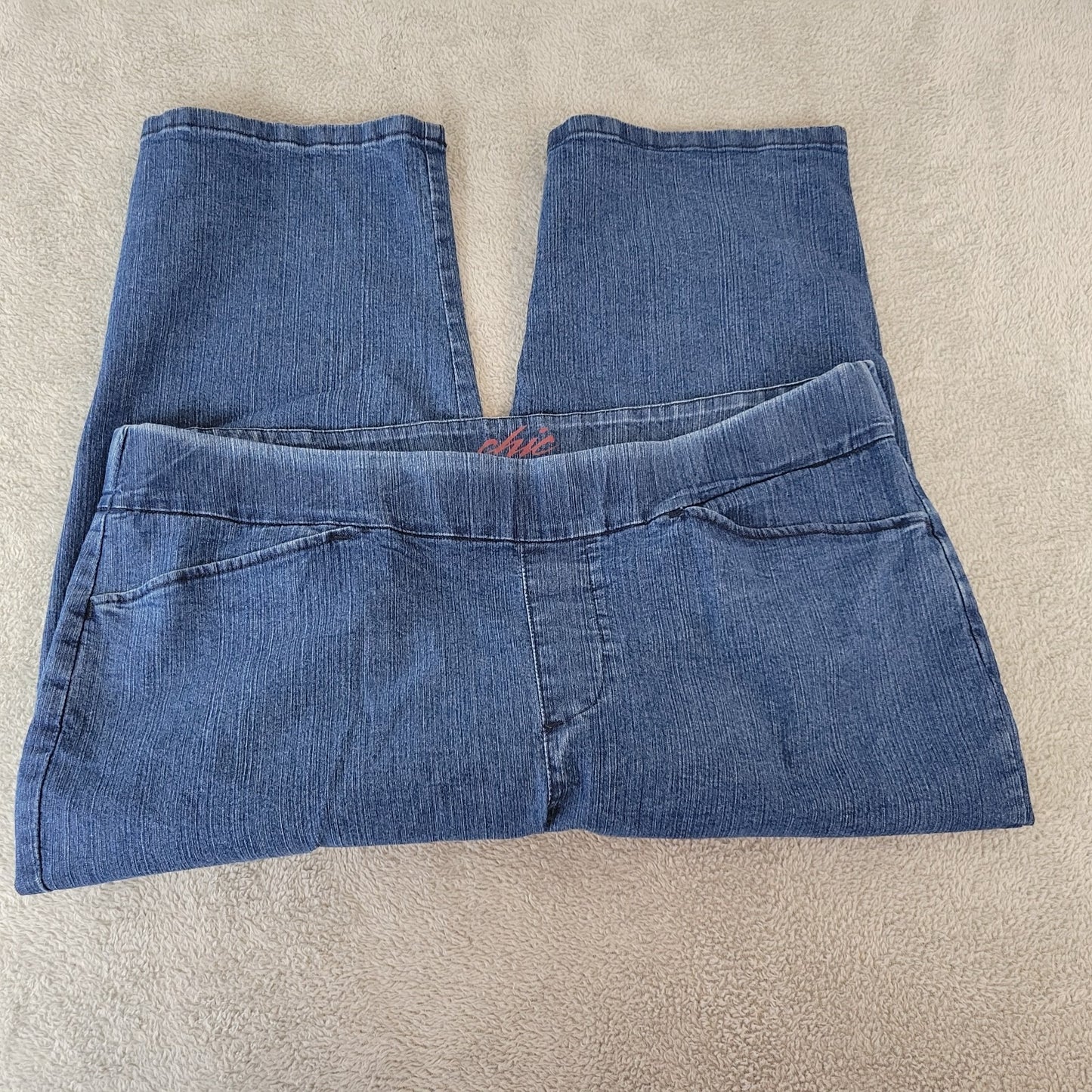 Chic Women Jeans 18 Plus Capri Pull On Medium Blue Denim Wash Cotton Blend Comfy