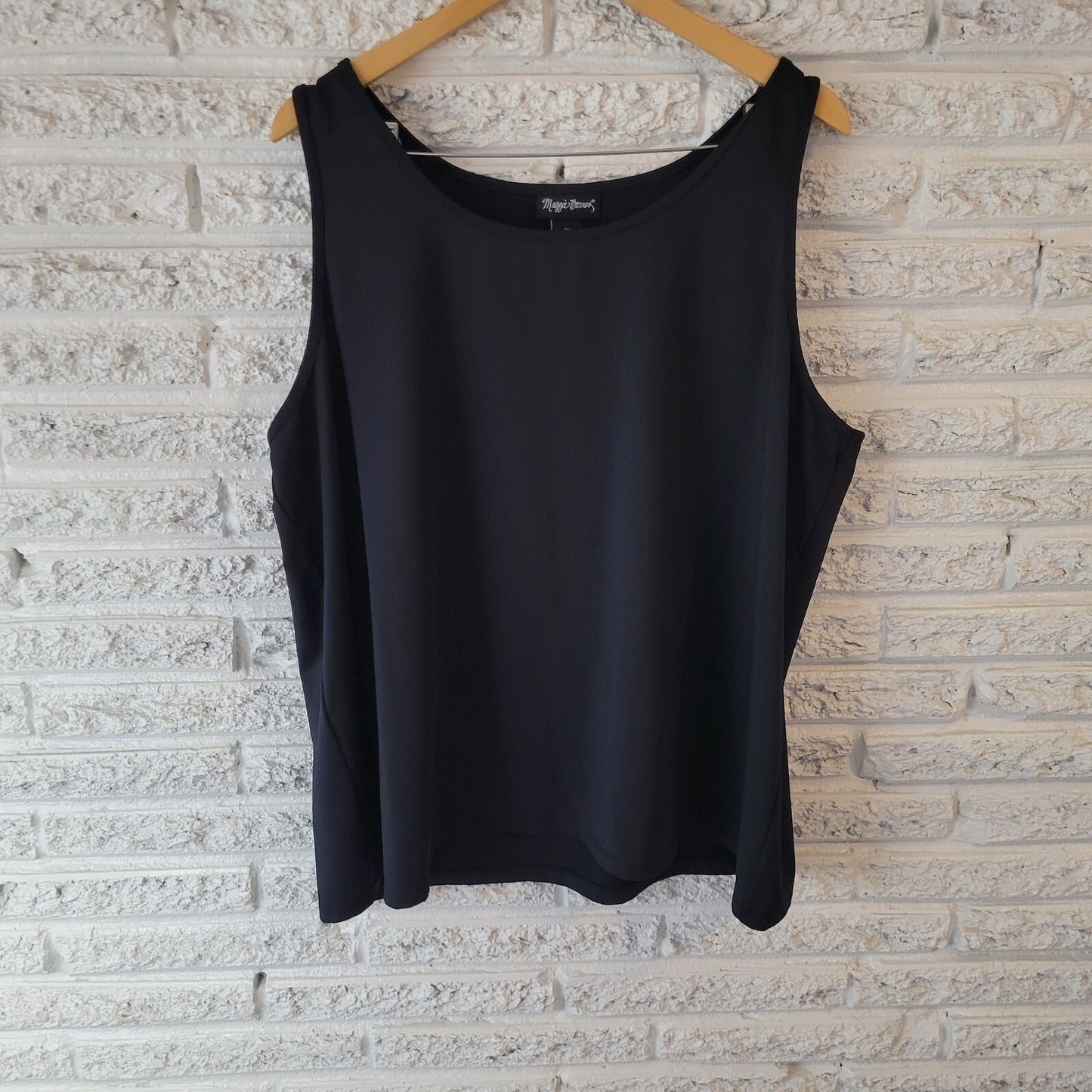 Maggie Barnes Womens Top 2X 22W 24W Plus Tank Shell Black Poly Blend Career