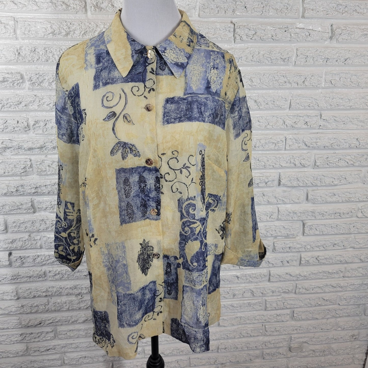 Dress Barn Women's 18W Plus Blue Geometric Sheer Button-Up Top 3/4 Sleeve Collar