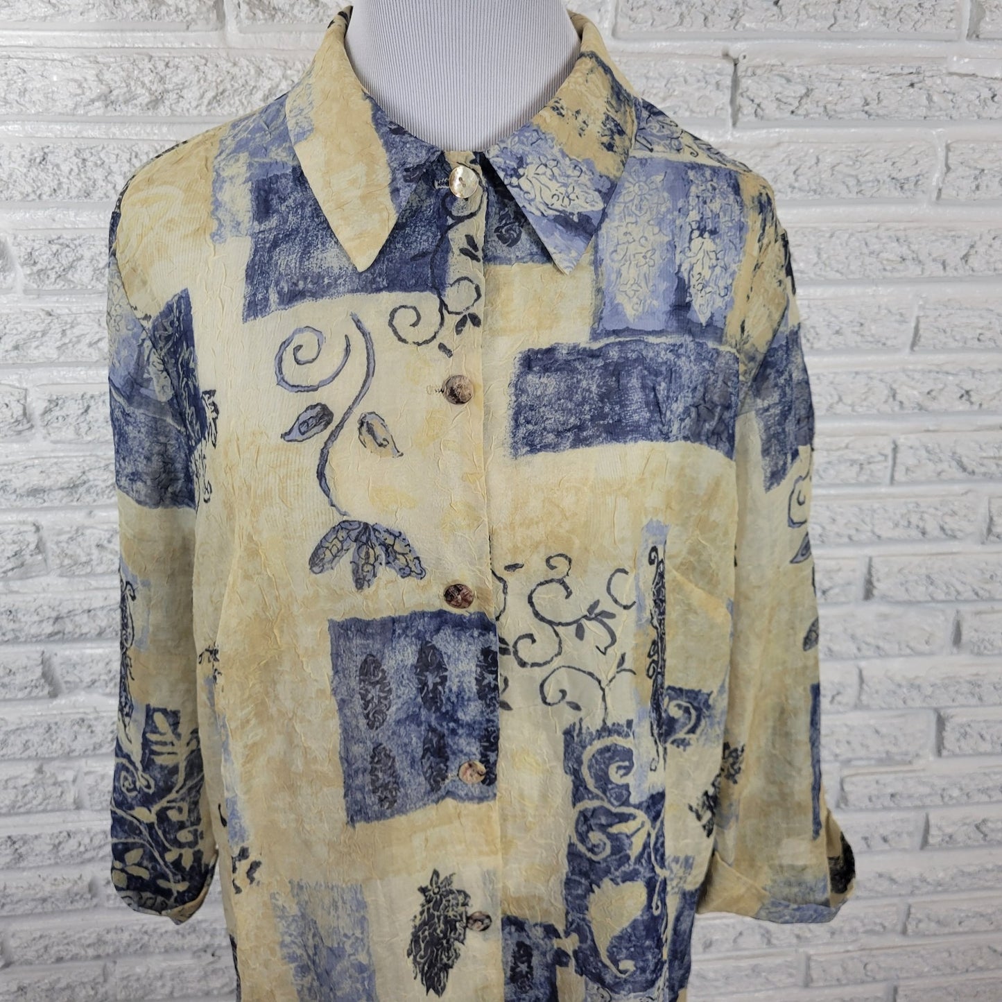 Dress Barn Women's 18W Plus Blue Geometric Sheer Button-Up Top 3/4 Sleeve Collar