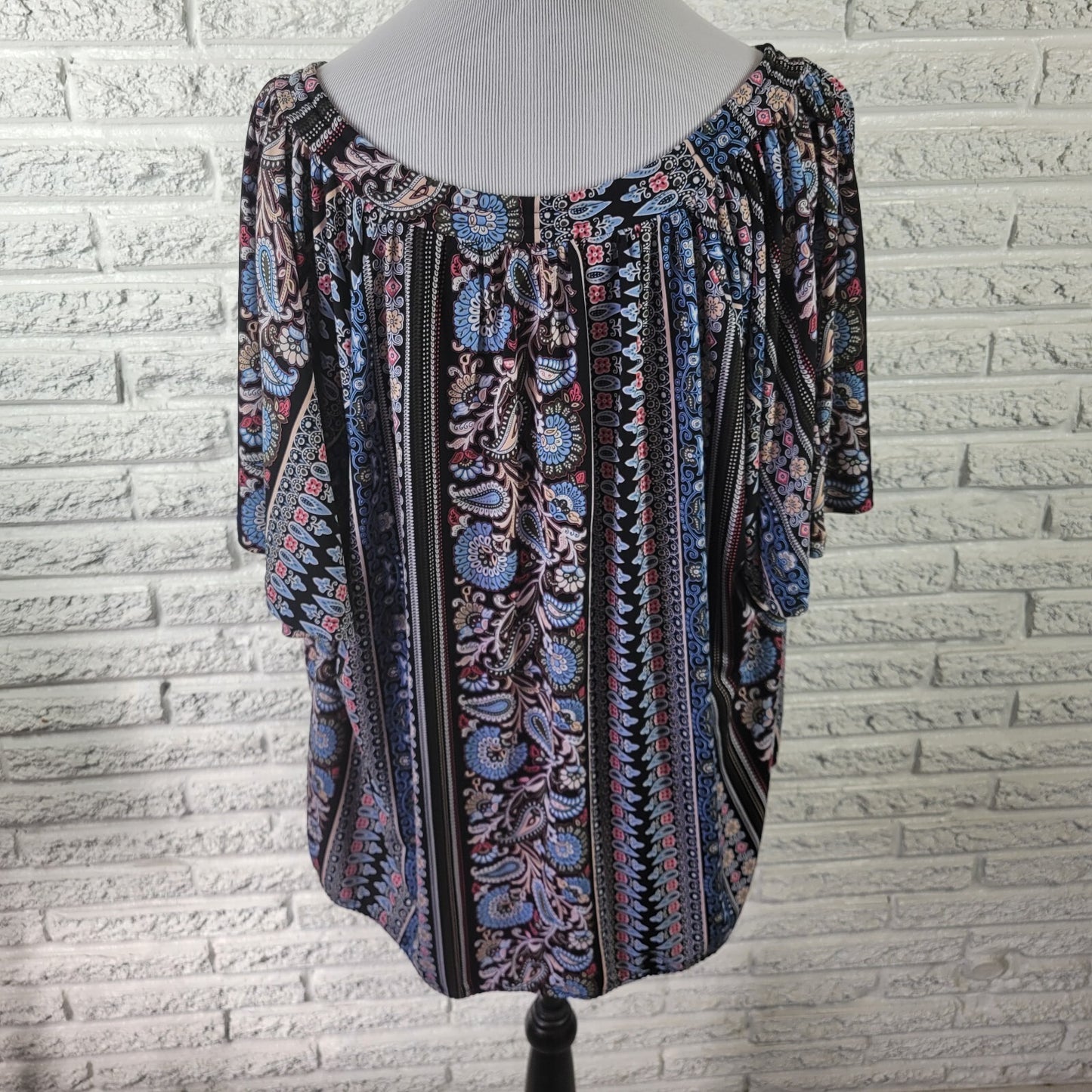 Liz Claiborne Womens Top 2X Plus Short Sleeve Blue Paisley Keyhole Poly Blend