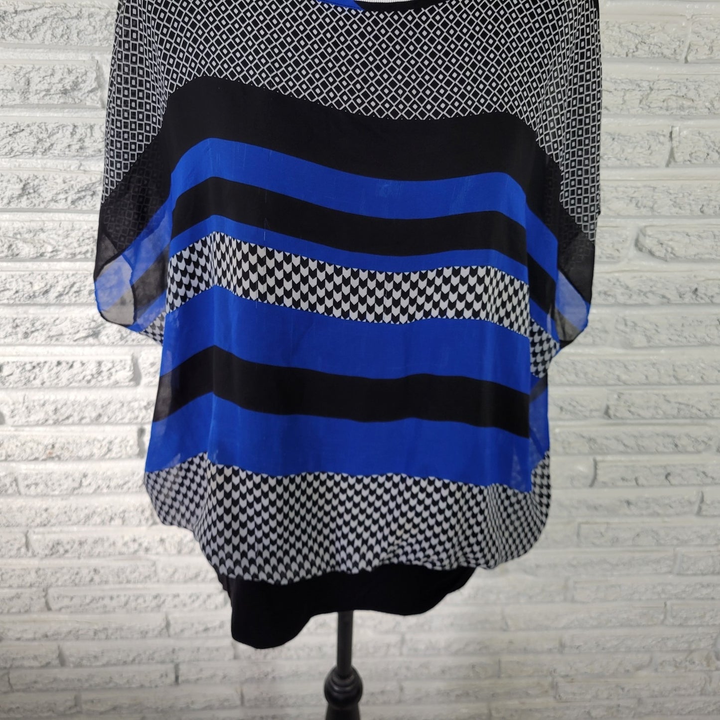 Alyx Women Top 1X Plus Sleeveless Blue Stripe Geometric Lined Casual Rayon Blend