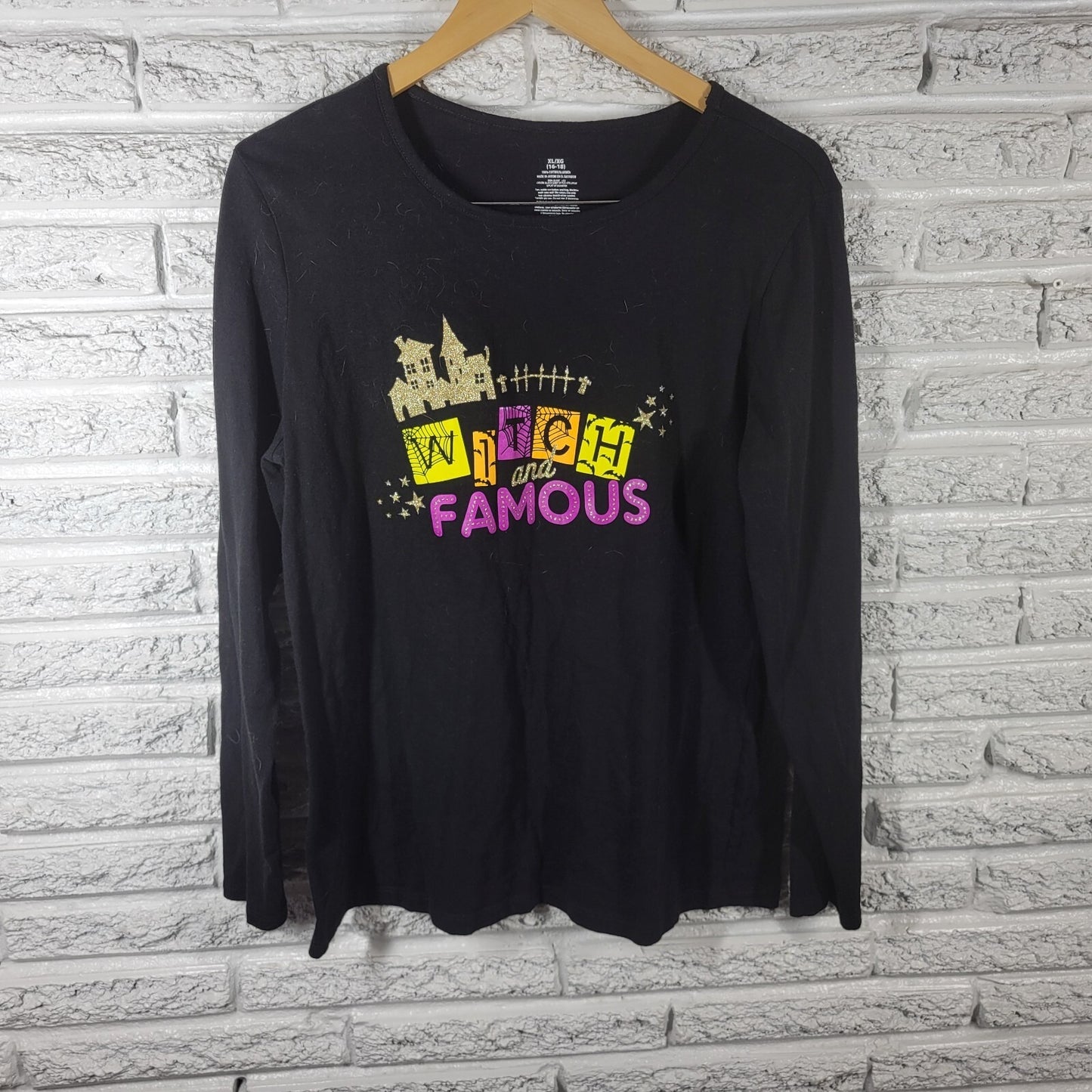 Halloween Womens Top Extra Large XL 16 18 Tee Witch Famous Black Wicked Glitter