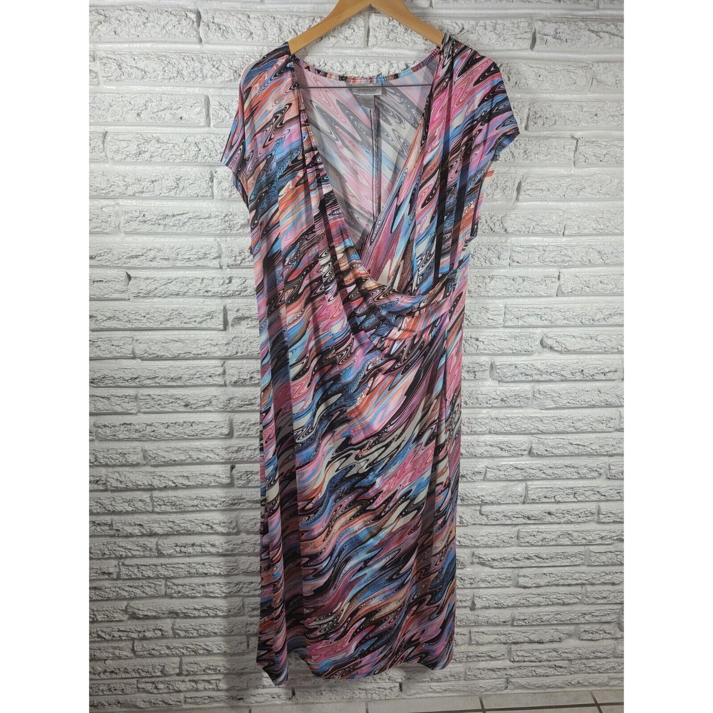 Avenue Womens Dress 22 24 Plus Cap Sleeve Pink Swirl Watercolor Poly Blend