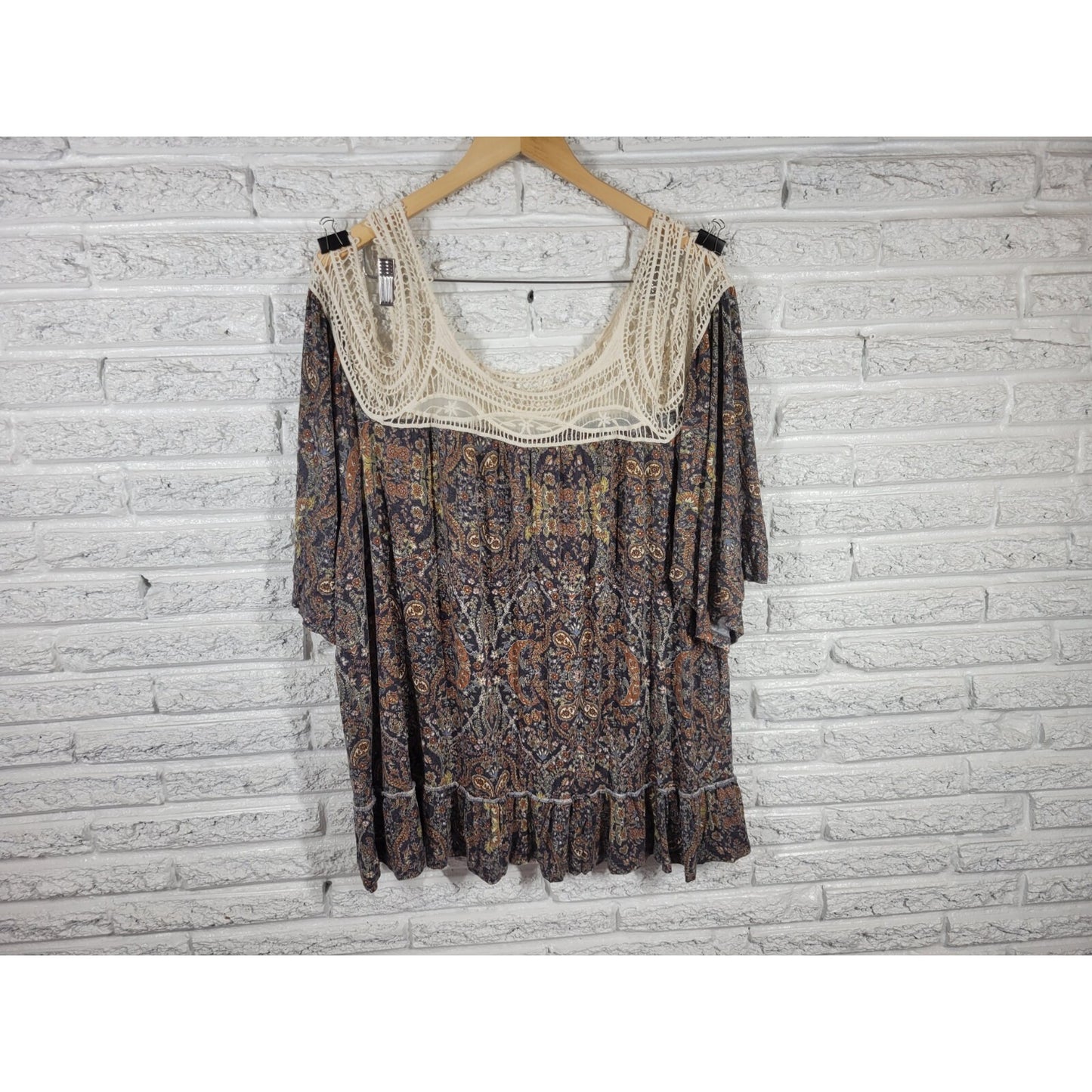 Maurices Womens Top 3 3X Plus Cold Shoulder Black Brown Paisley Crochet Ruffle