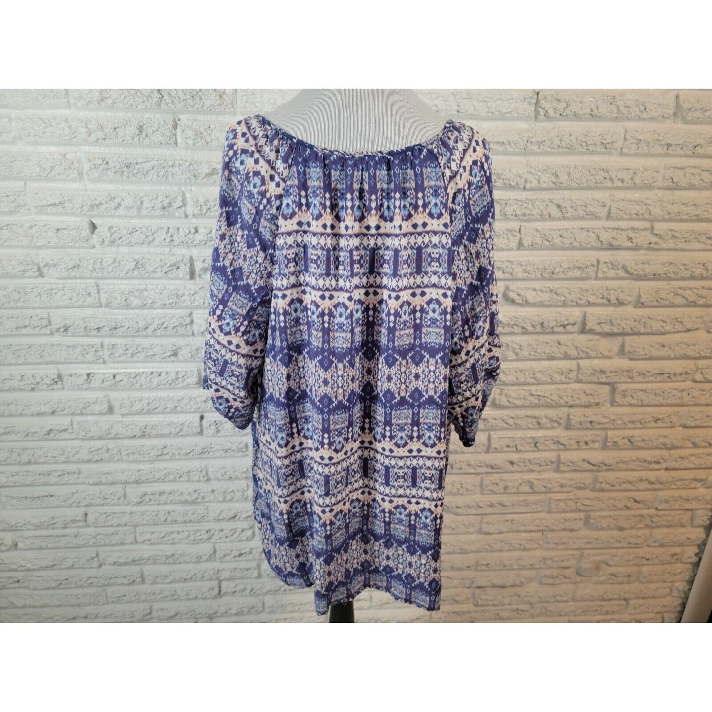 Avenue Womens Top 26 28 Plus Tunic Keyhole Blue Geometric Crochet Lace Trim