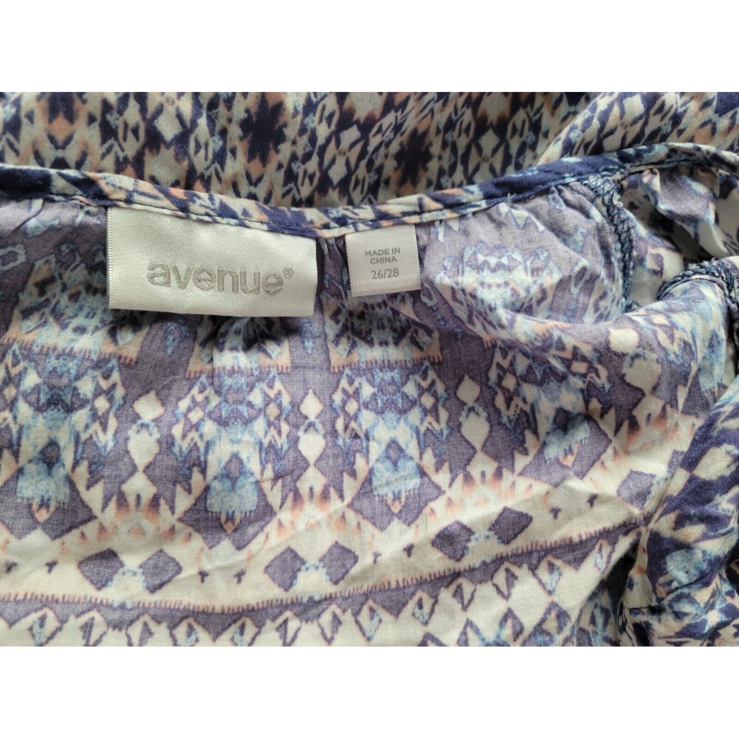 Avenue Womens Top 26 28 Plus Tunic Keyhole Blue Geometric Crochet Lace Trim