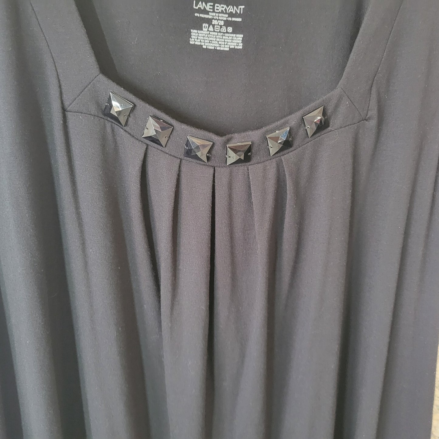 Lane Bryant Womens Top 26 28 Plus Tank Black Poly Blend Beaded Pleated Career