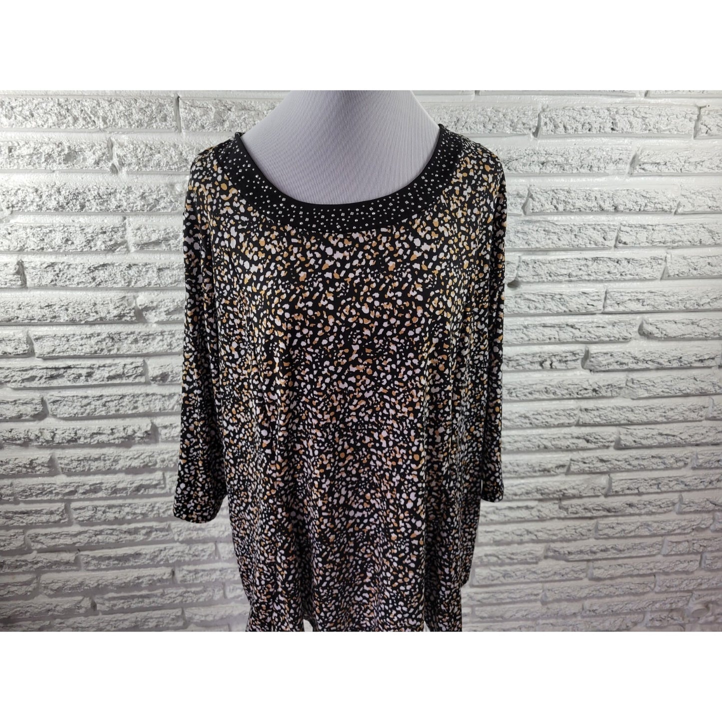 Kim Rogers Curvy Womens Top 2X Plus Tunic Black Animal Print Studded Career