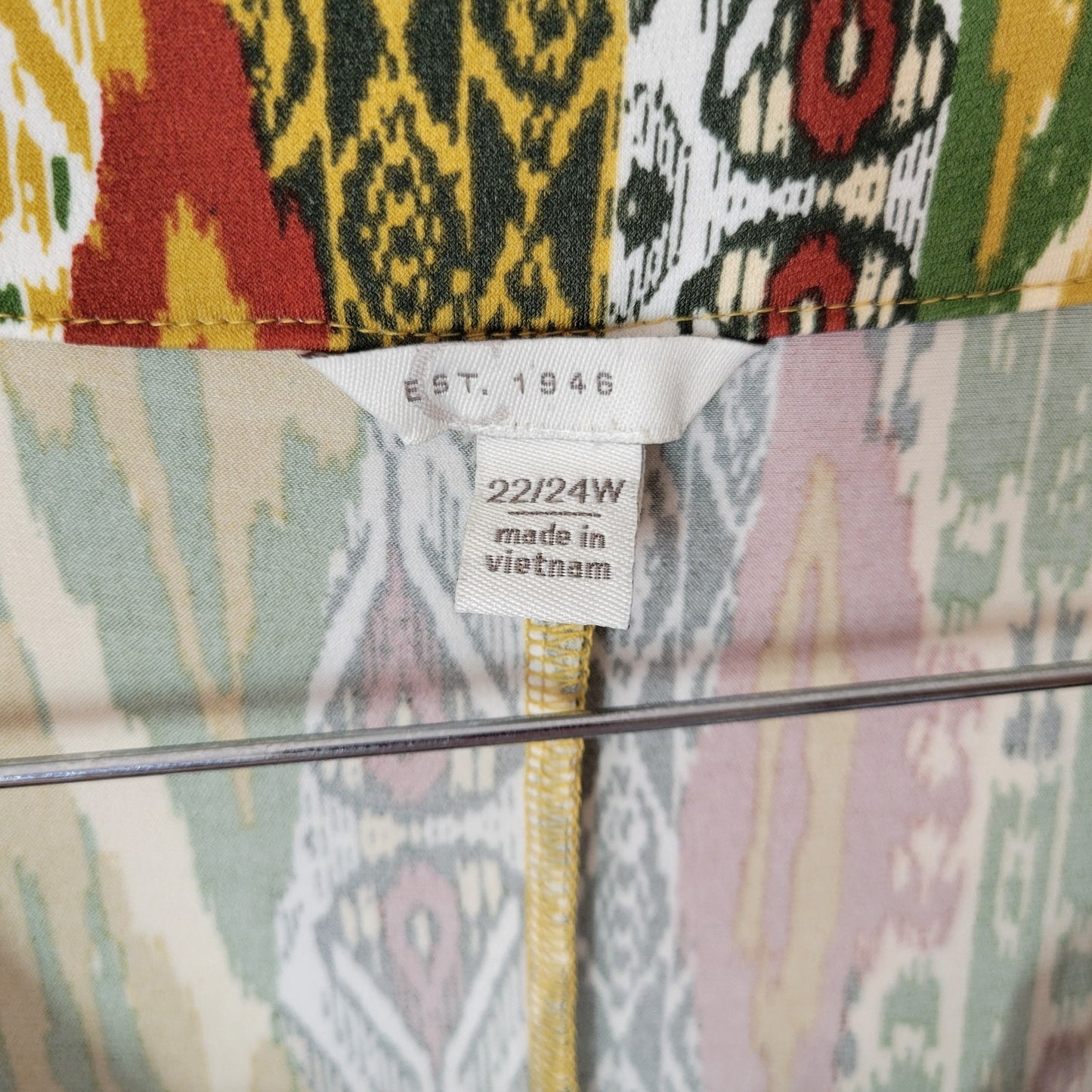 Cato Est 1946 Womens Top 22W 24W Plus Sleeveless Green Gold Geometric 3 Keyholes