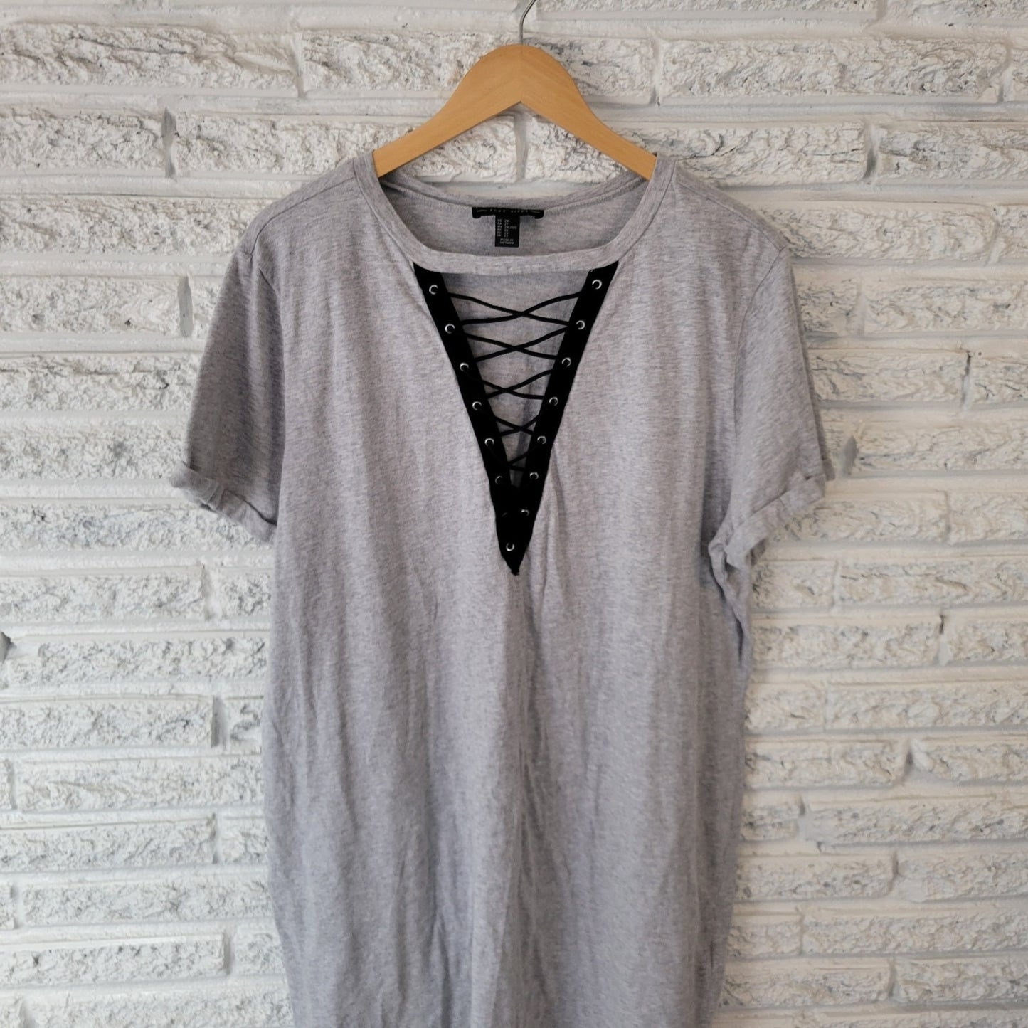 Forever 21 Womens Pajama Top 2X Plus Cuff Short Sleeve Gray Comfy Lace Up Lounge