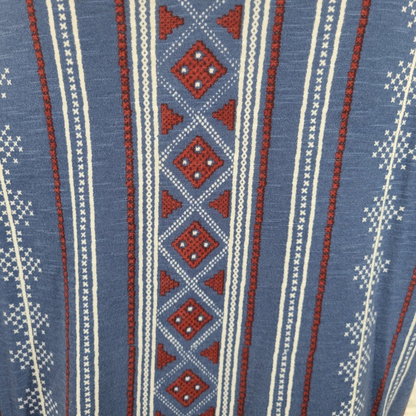 Westport Women's XL Blue Red Geometric Flutter Ruffle Sleeve Keyhole Back Blouse