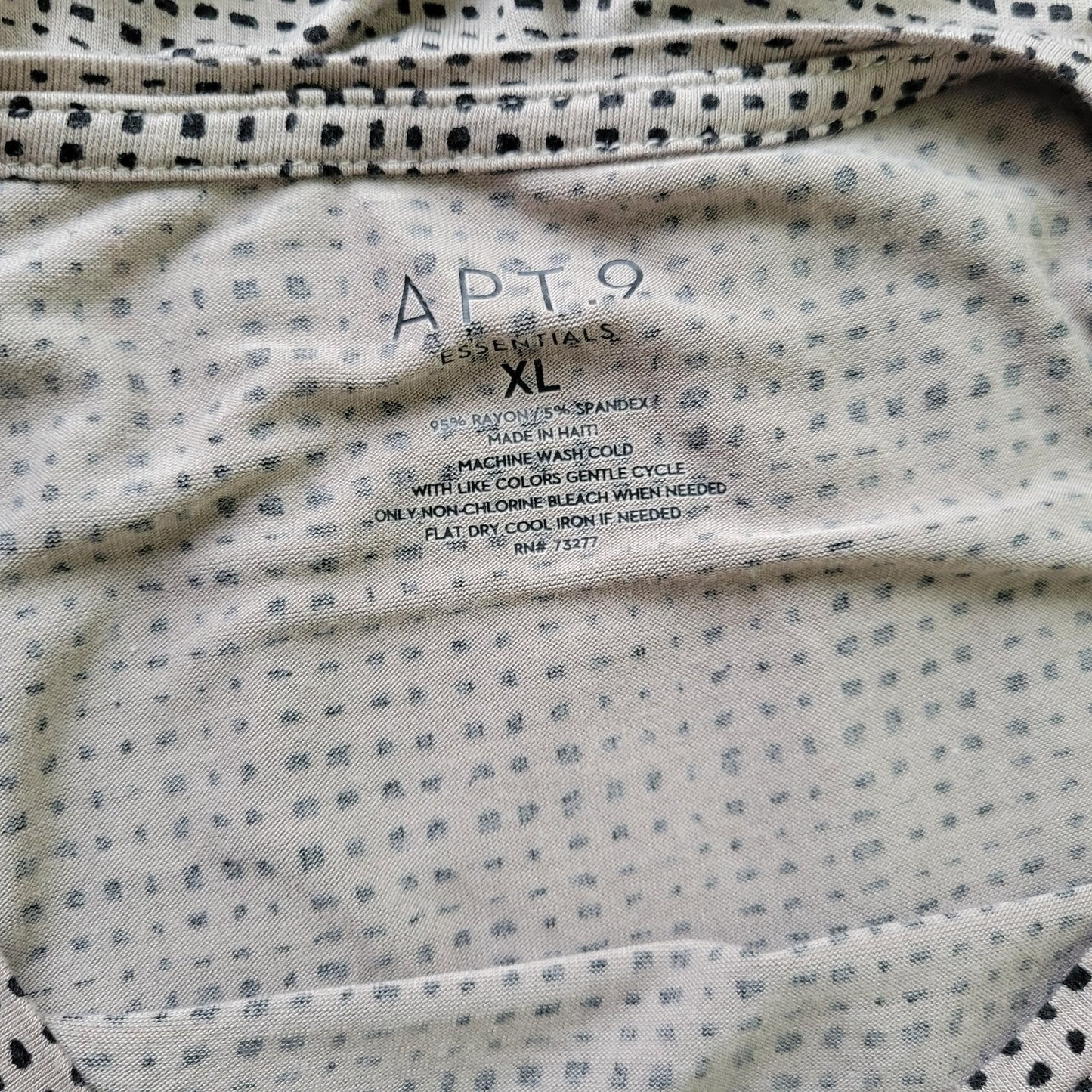 Apt 9 XL Tunic Top Gray Black Tiny Squares Geometric Stretch GEO272E