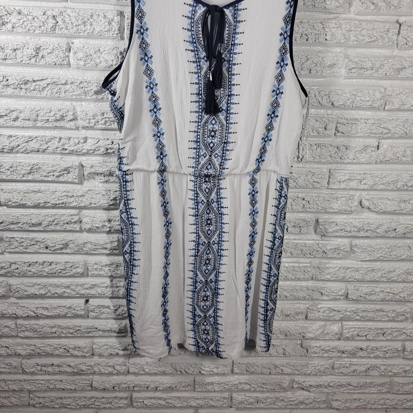 Westport Women XL Dress Blue Geometric Embroidered Rayon Mini Sheath Sleeveless