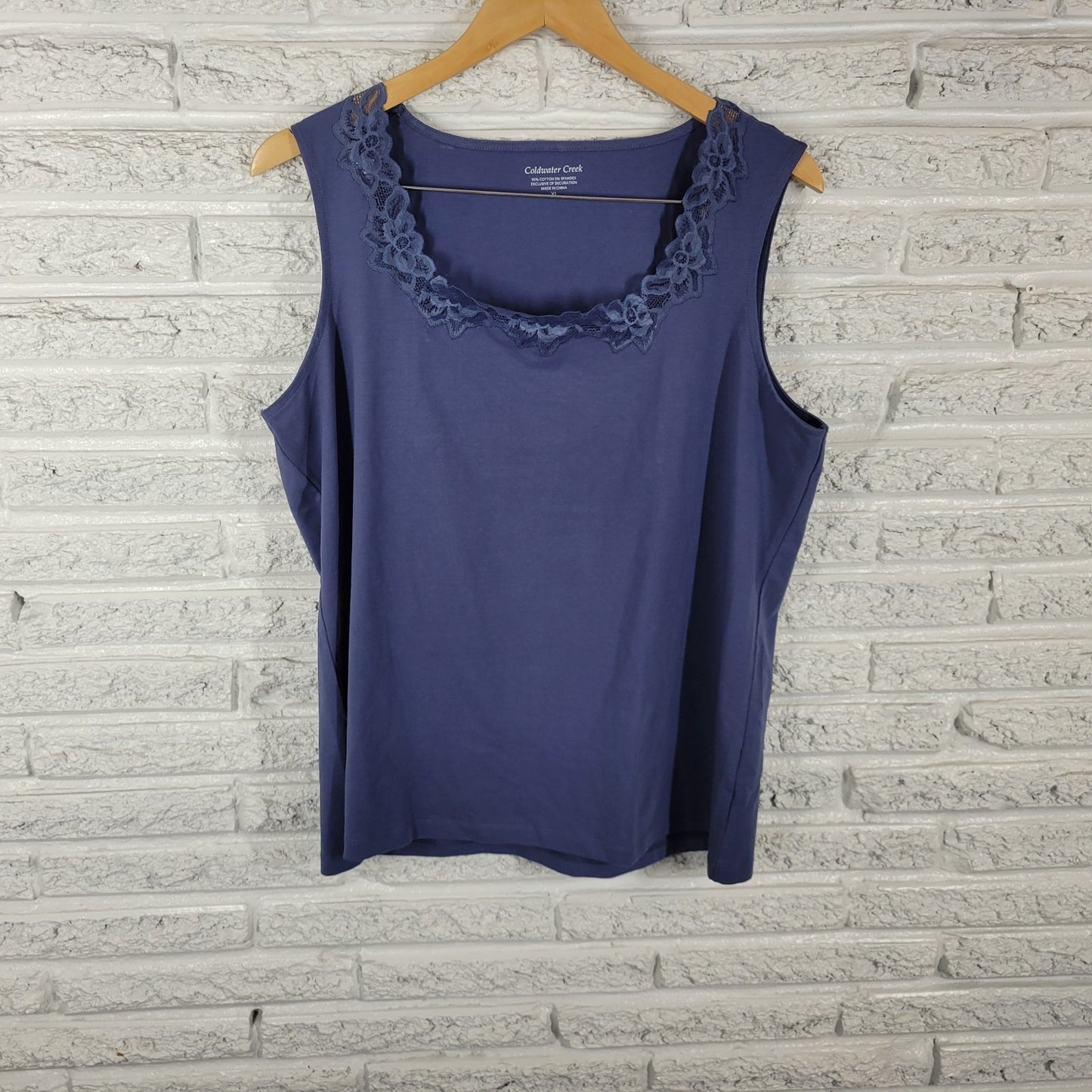 Coldwater Creek Women Top Extra Large Tank Blue Lace Neckline Lightweight Office