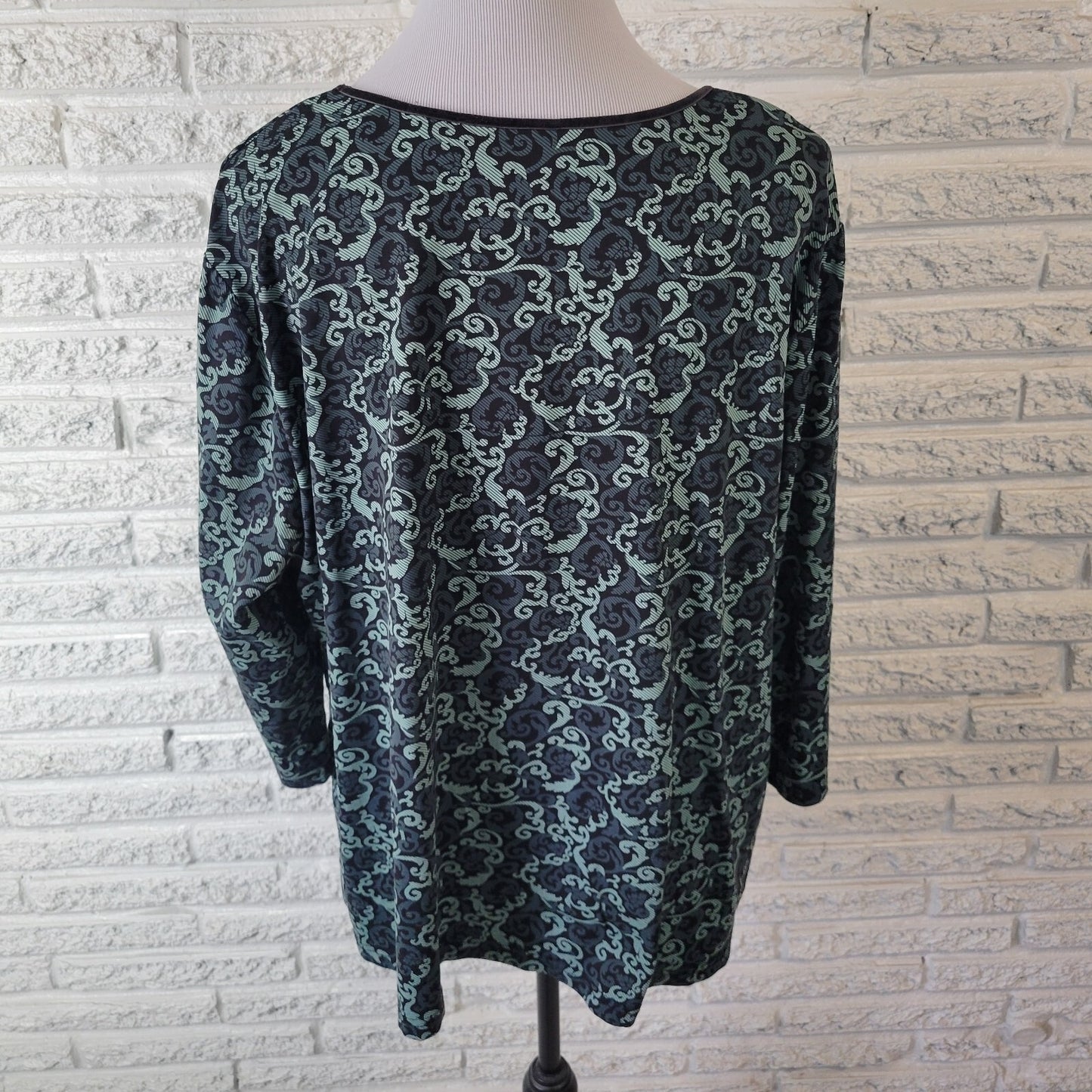 Apostrophe Women's Plus Size Top 24W 26W Blue Gray Geometric 3/4 Sleeve Blouse