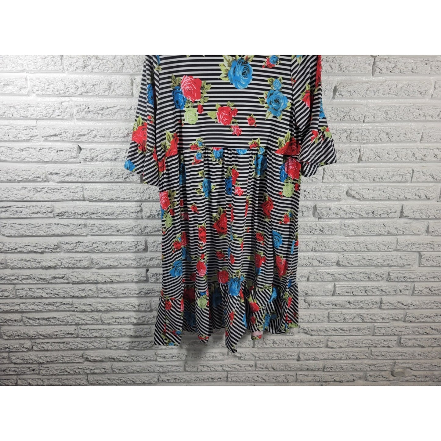 Emery Rose Dress 2XL Plus 3/4 Bell Sleeve Red Floral Poly Blend Ruffle Pockets