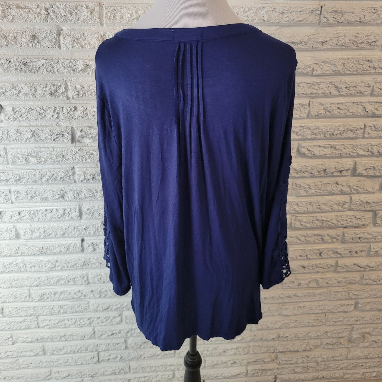 John Paul Richard Womens Top 1X Plus Tunic Crochet 3/4 Sleeve Pintucked Blue