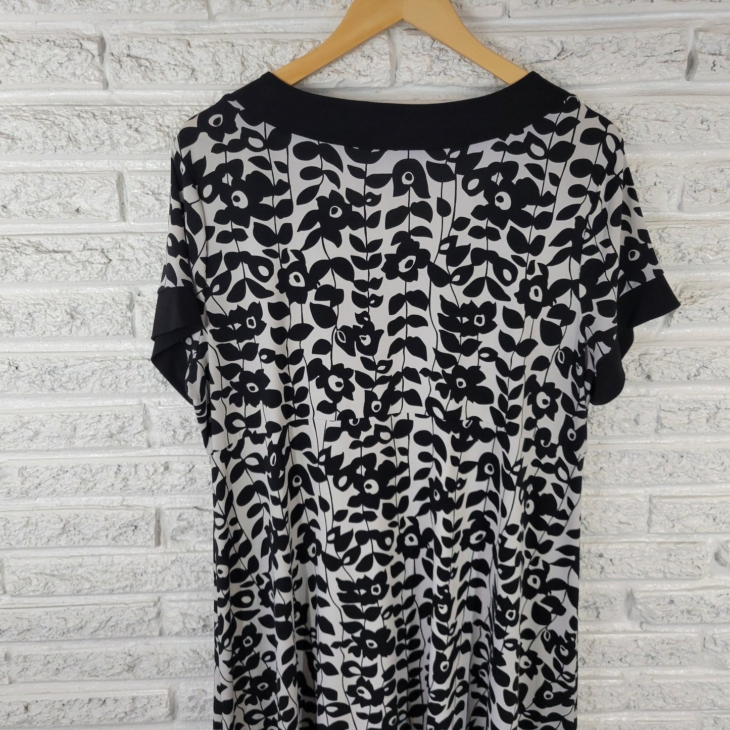 Apt 9 Womens Dress 1X Plus Short Sleeve Black Floral Poly Blend Office Casual