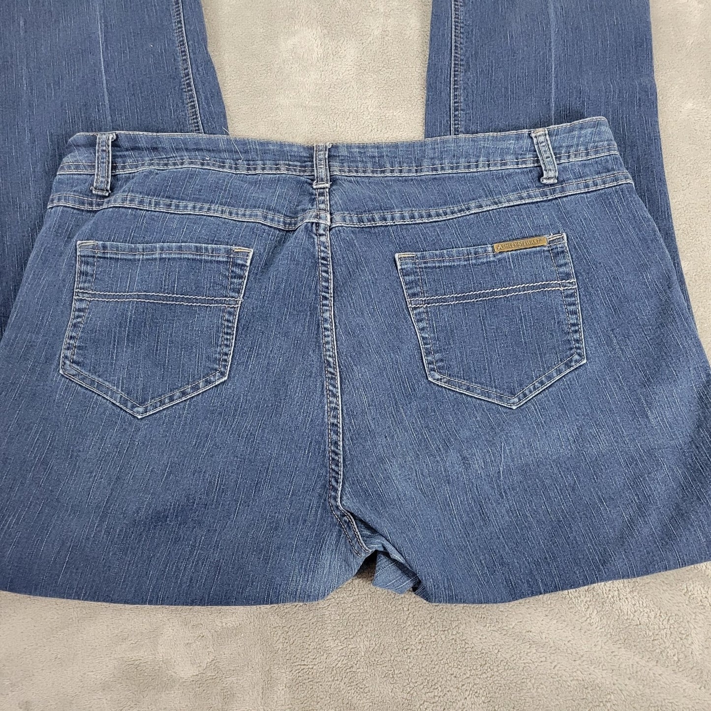 Ashley Stewart Womens Jeans 18W Plus Straight Leg Dark Blue Denim Zip Fly Comfy