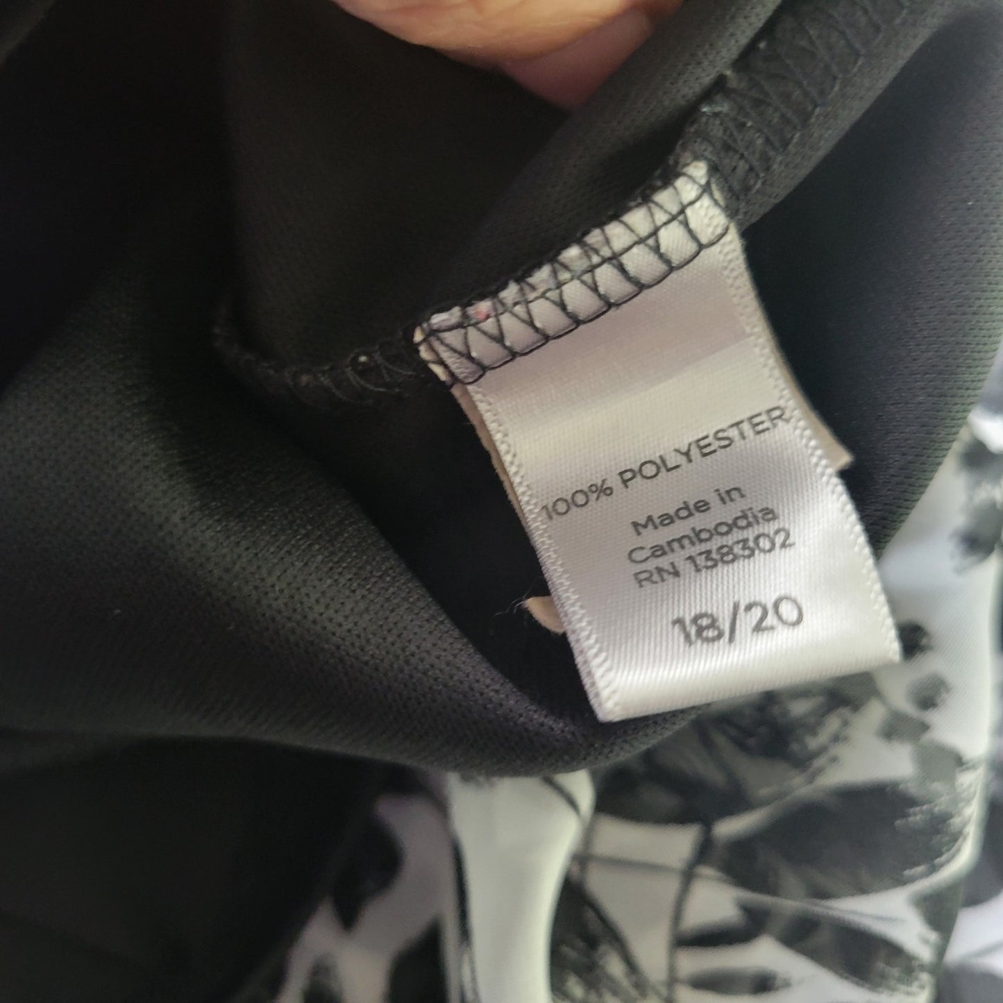 Avenue Womens Top 18 20 Plus Tunic Double Bell Sleeve Black Floral Lightweight