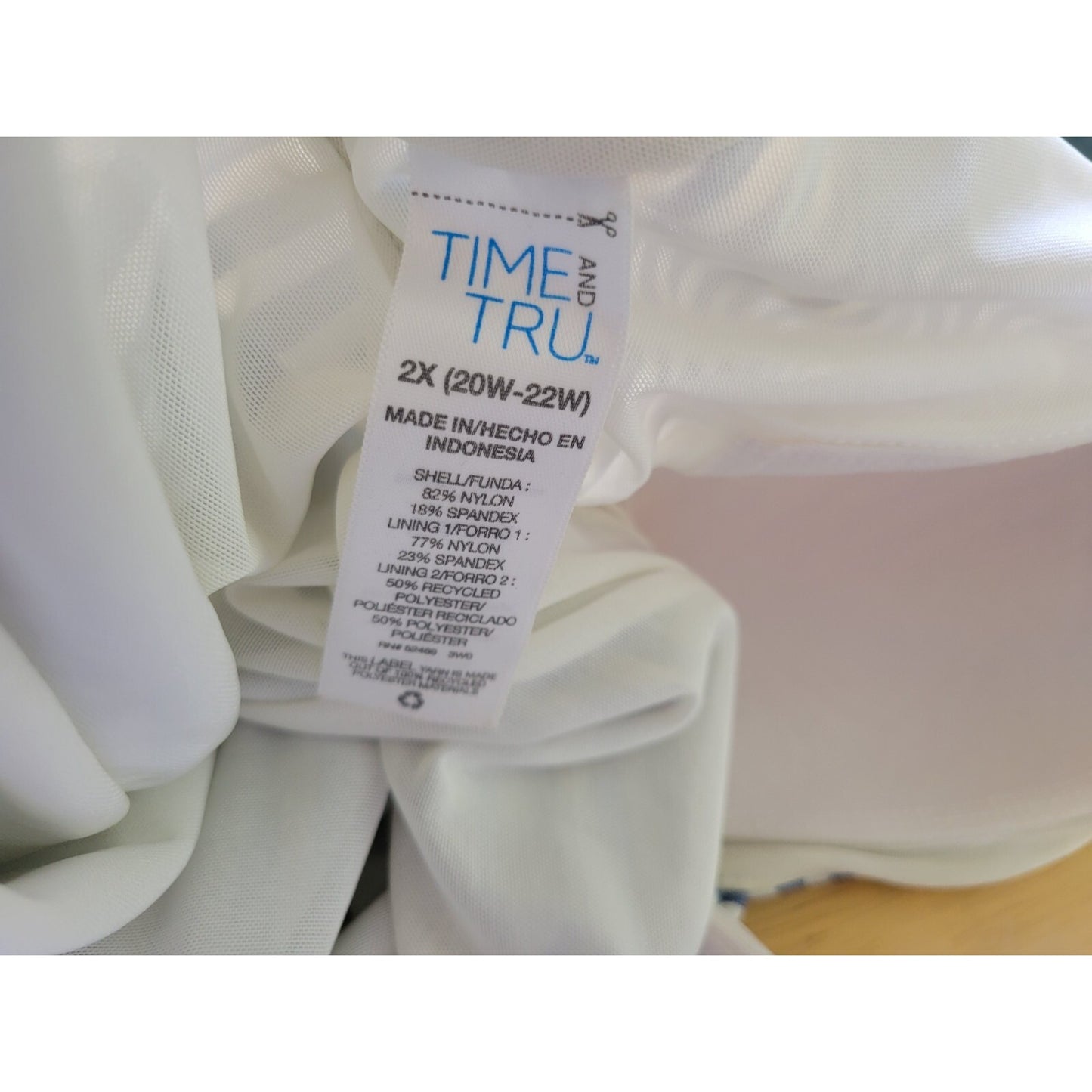 Time Tru Womens Swimsuit 2X 20W 22W Plus One Piece Bra Blue Stripe Lined Keyhole