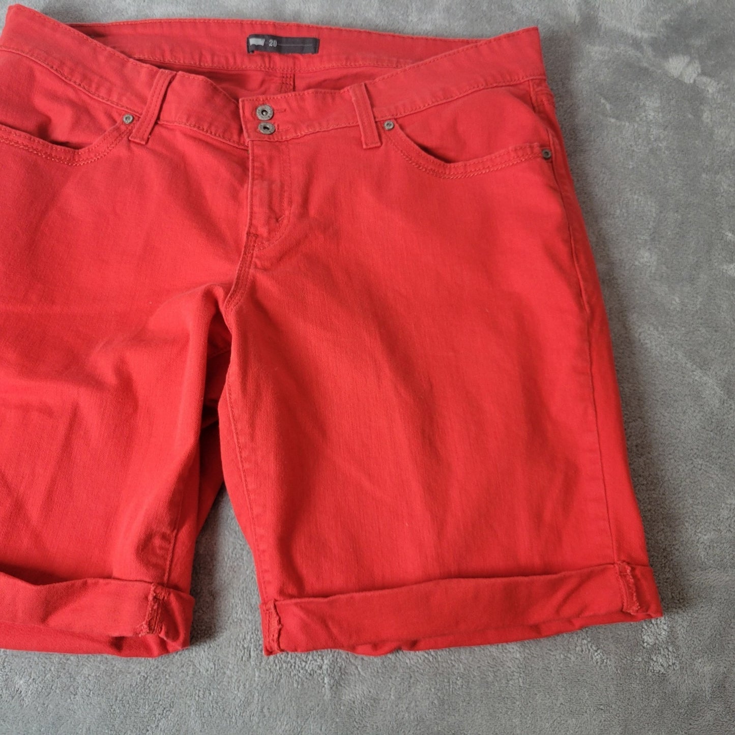 Levis Womens Shorts 20 Plus Red Denim Cotton Blend Stretch Comfort Waist Zip Fly