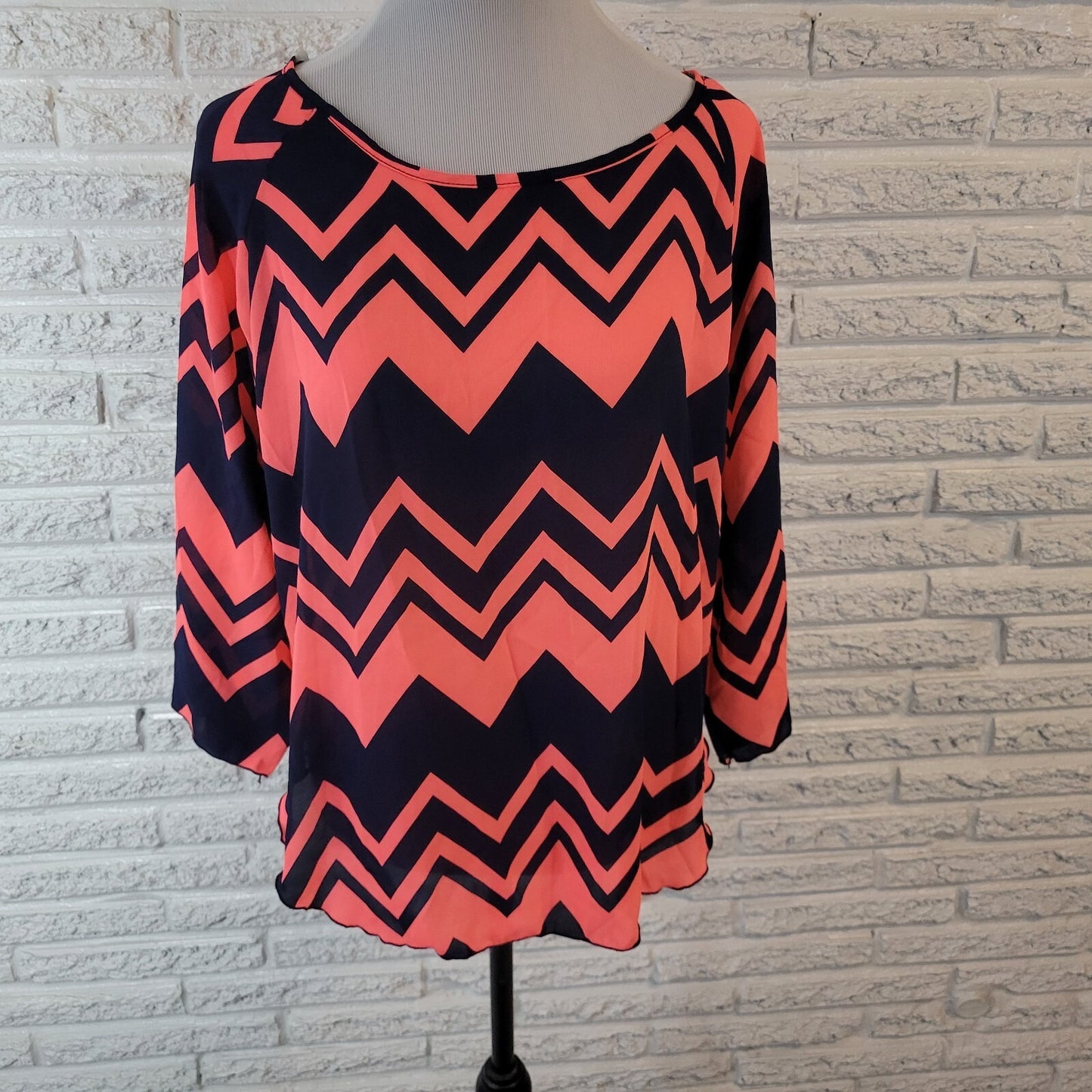 Absolute Angel Women XL Top Pink Blue Zig Zag Boat Neck Long Sleeve Blouse
