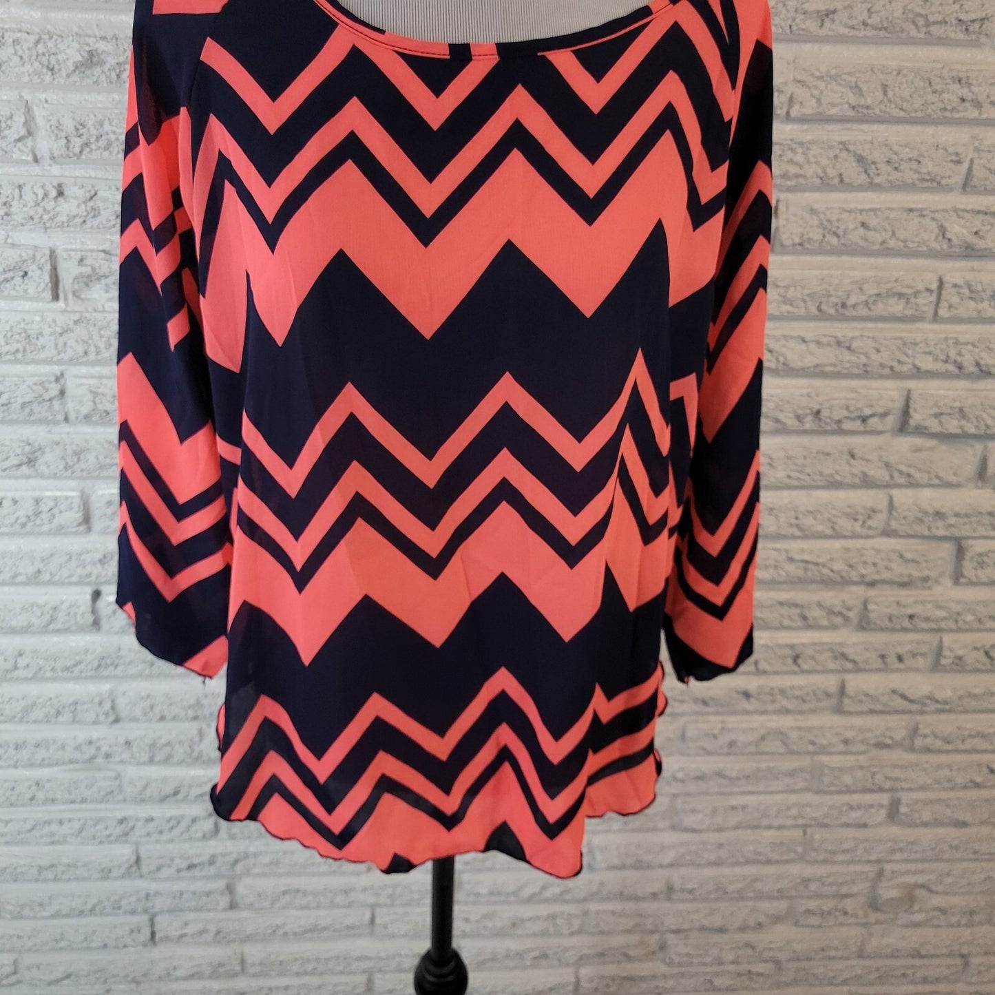 Absolute Angel Women XL Top Pink Blue Zig Zag Boat Neck Long Sleeve Blouse