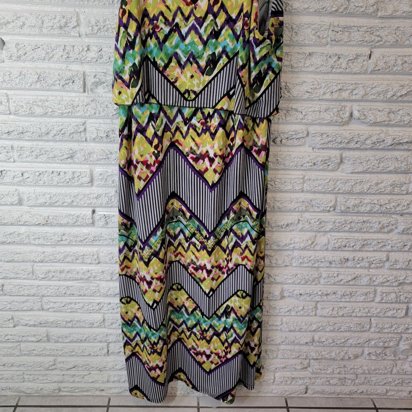 Rouge Women 3X Plus Maxi Dress Geometric Ruffle Sleeveless Long Stretch