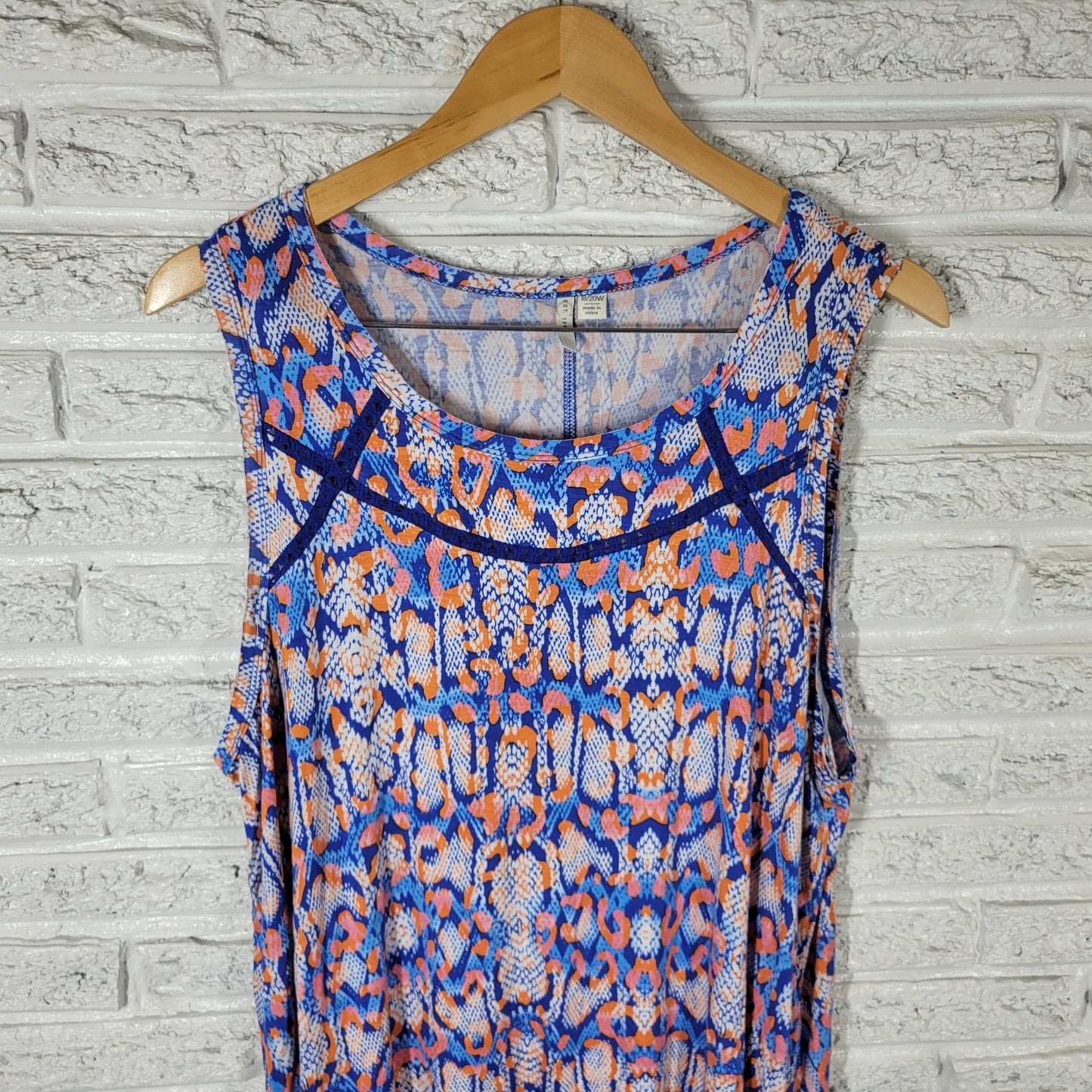 Cato Est 1946 Womens 18W 20W Orange Blue Geometric Crochet Trim Tank Top Stretch