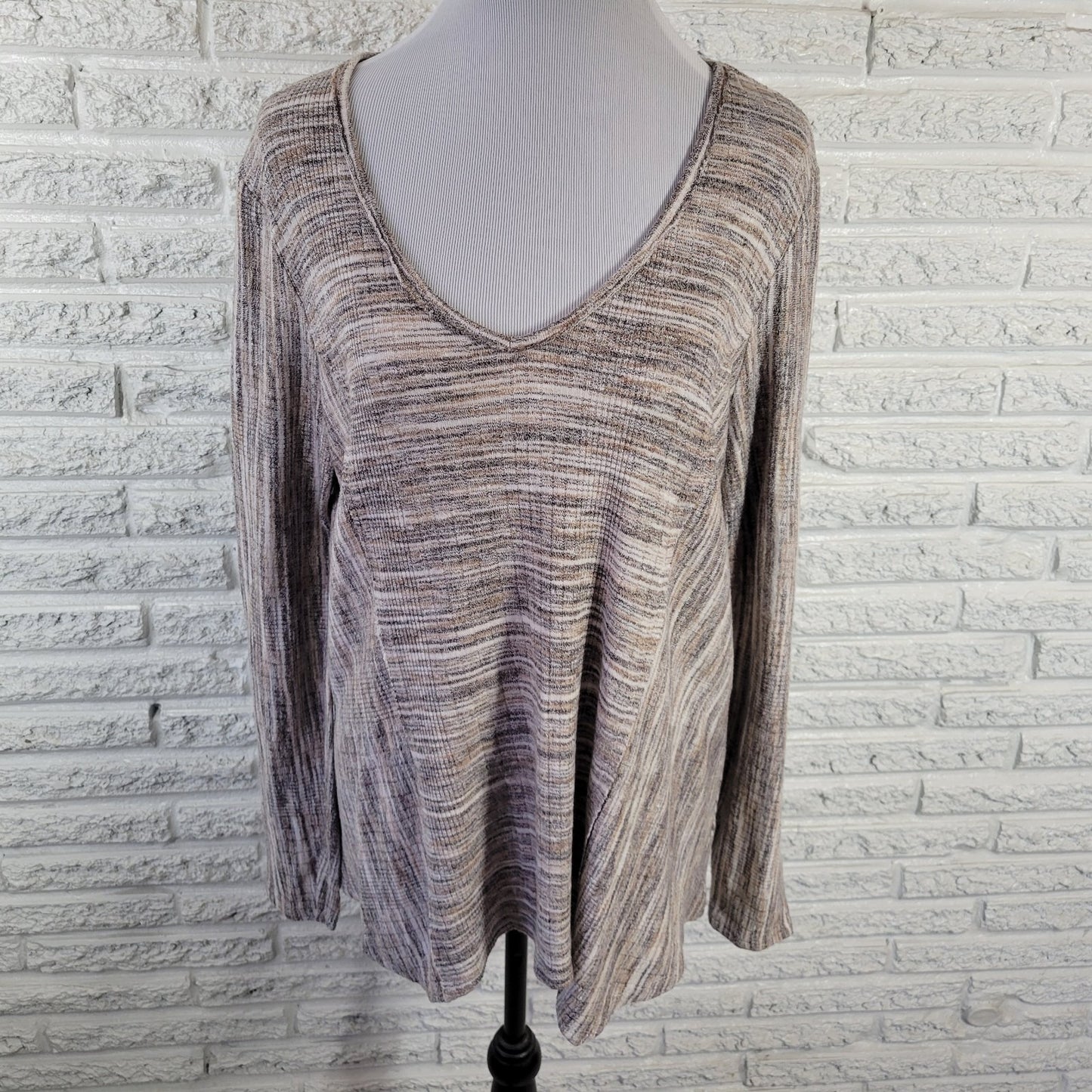 Knox Rose Top XXL Plus Tan Gray Striped Knit V-Neck Blouse Long Sleeve Stretch
