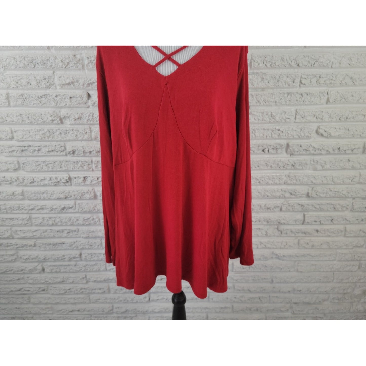 Avenue Womens Top 26 28 Plus Long Sleeve Criss Cross Neck Knit Red Office Casual