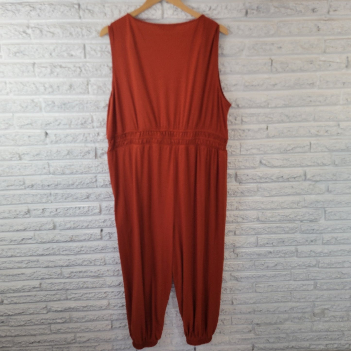 Bloomchic Womens Jumpsuit 18 20 Plus Capri Sleeveless Burnt Orange Harem Pockets