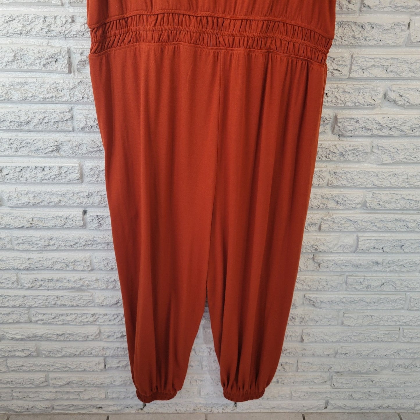 Bloomchic Womens Jumpsuit 18 20 Plus Capri Sleeveless Burnt Orange Harem Pockets