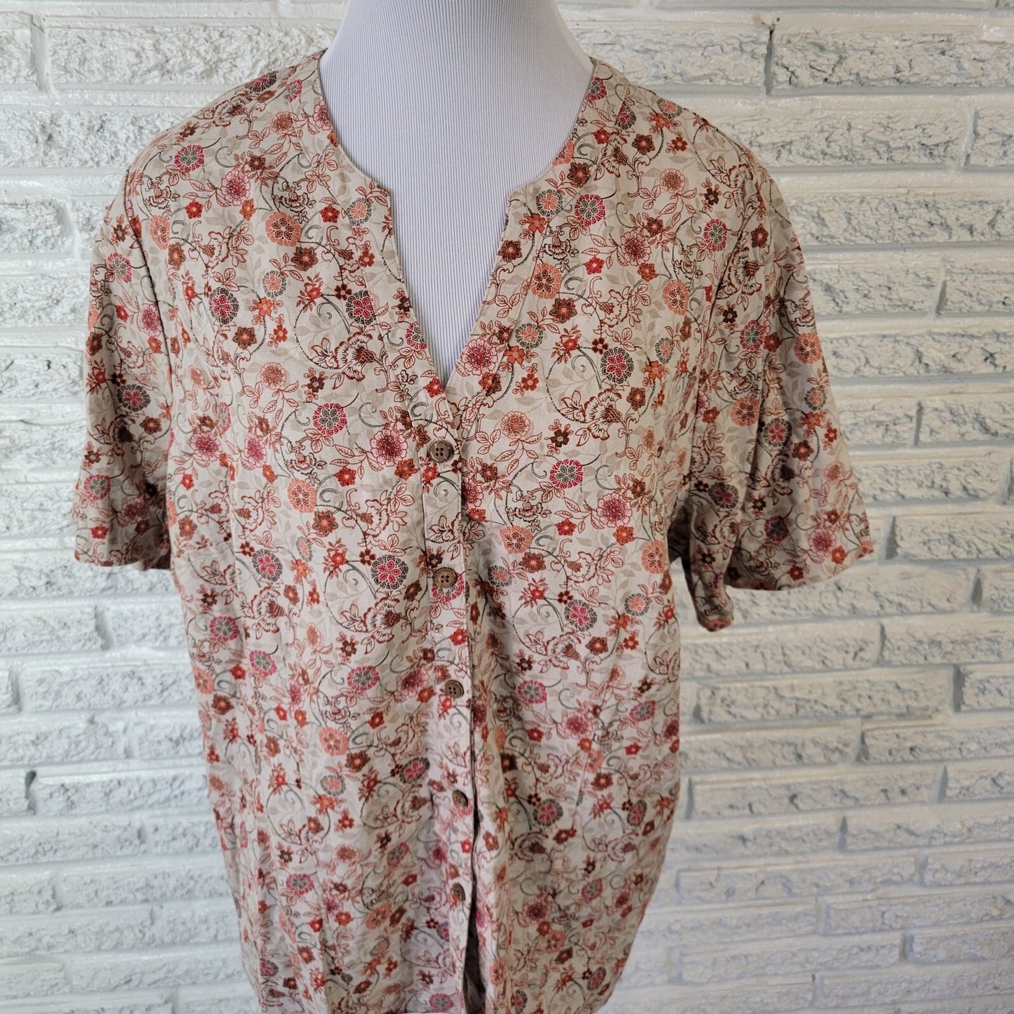 CJ Banks Womens Top 1X Plus Short Sleeve Red Floral Linen Rayon Lightweight