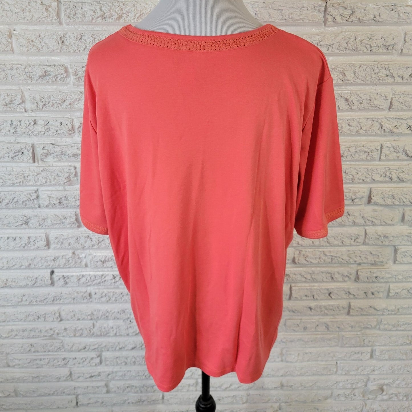 Drapers Damons Womens Top 2X Plus Tee Pink Crochet Neckline Cotton Comfy Blend