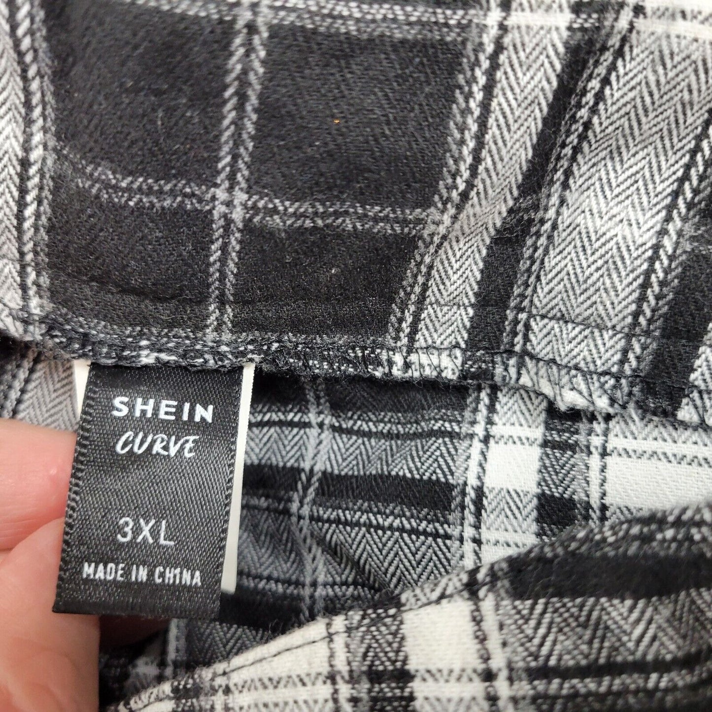 Shein Curve Women Pants 3XL Plus Cropped Black Plaid Pockets Zip Fly Lightweight